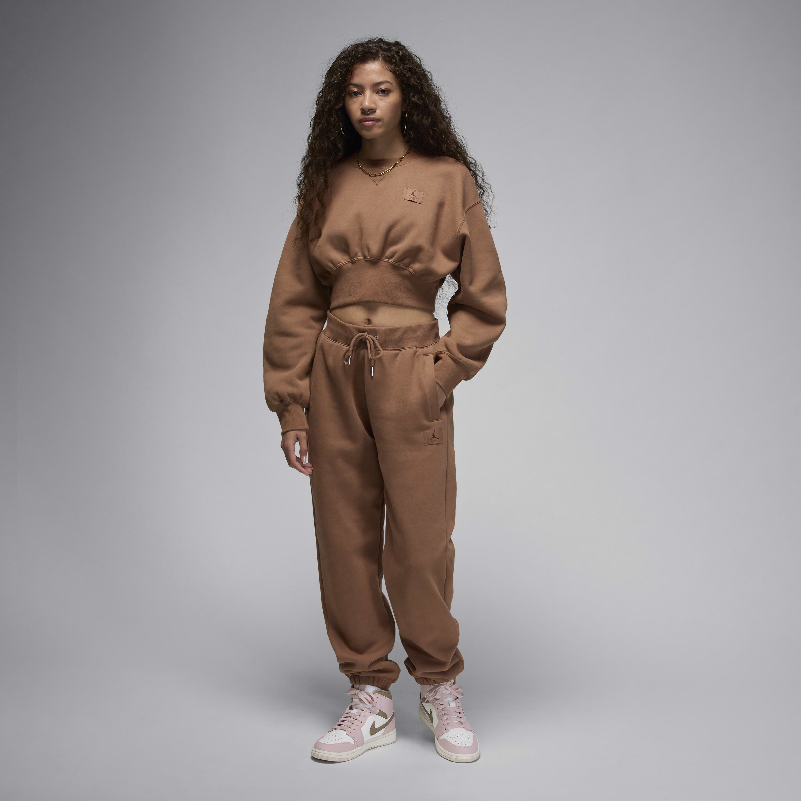 Air Jordan 1 Mid image number 8