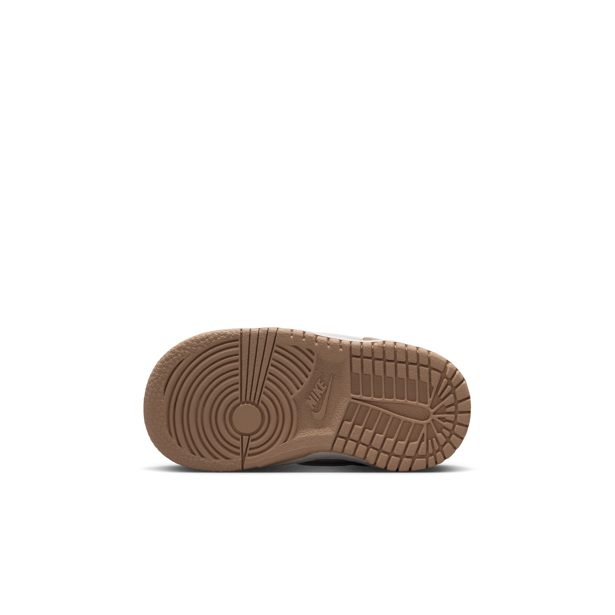 Nike Dunk Low image number 7