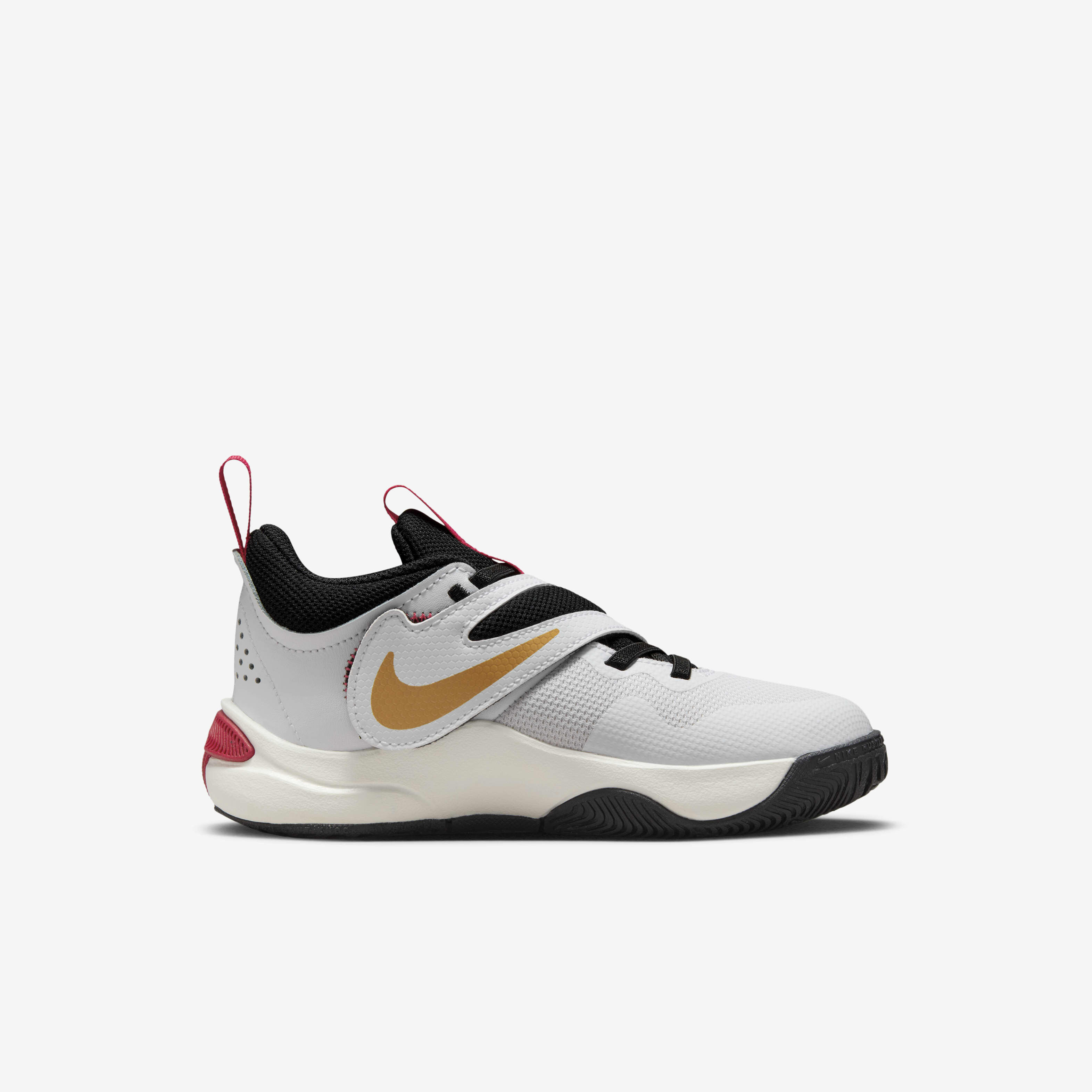 Tenis nike team hustle cheap