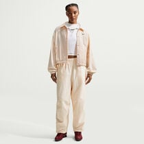 نايكي سبورتسوير