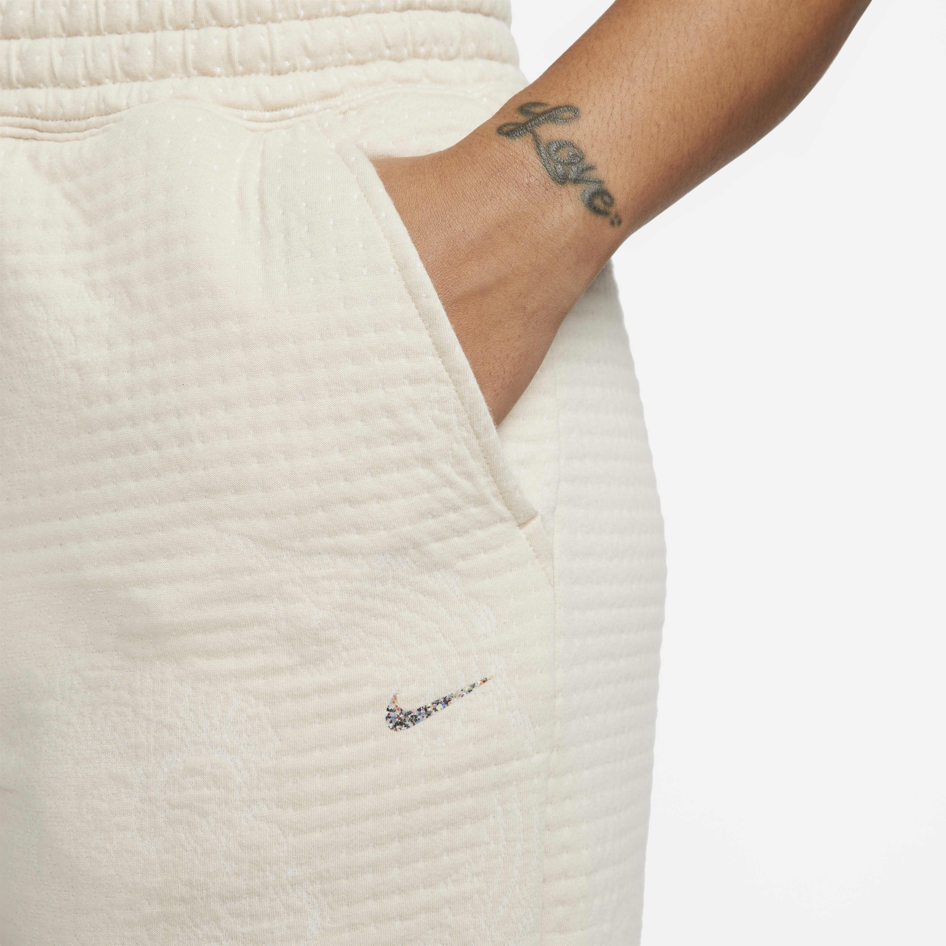 Nike Yoga Luxe image number 2