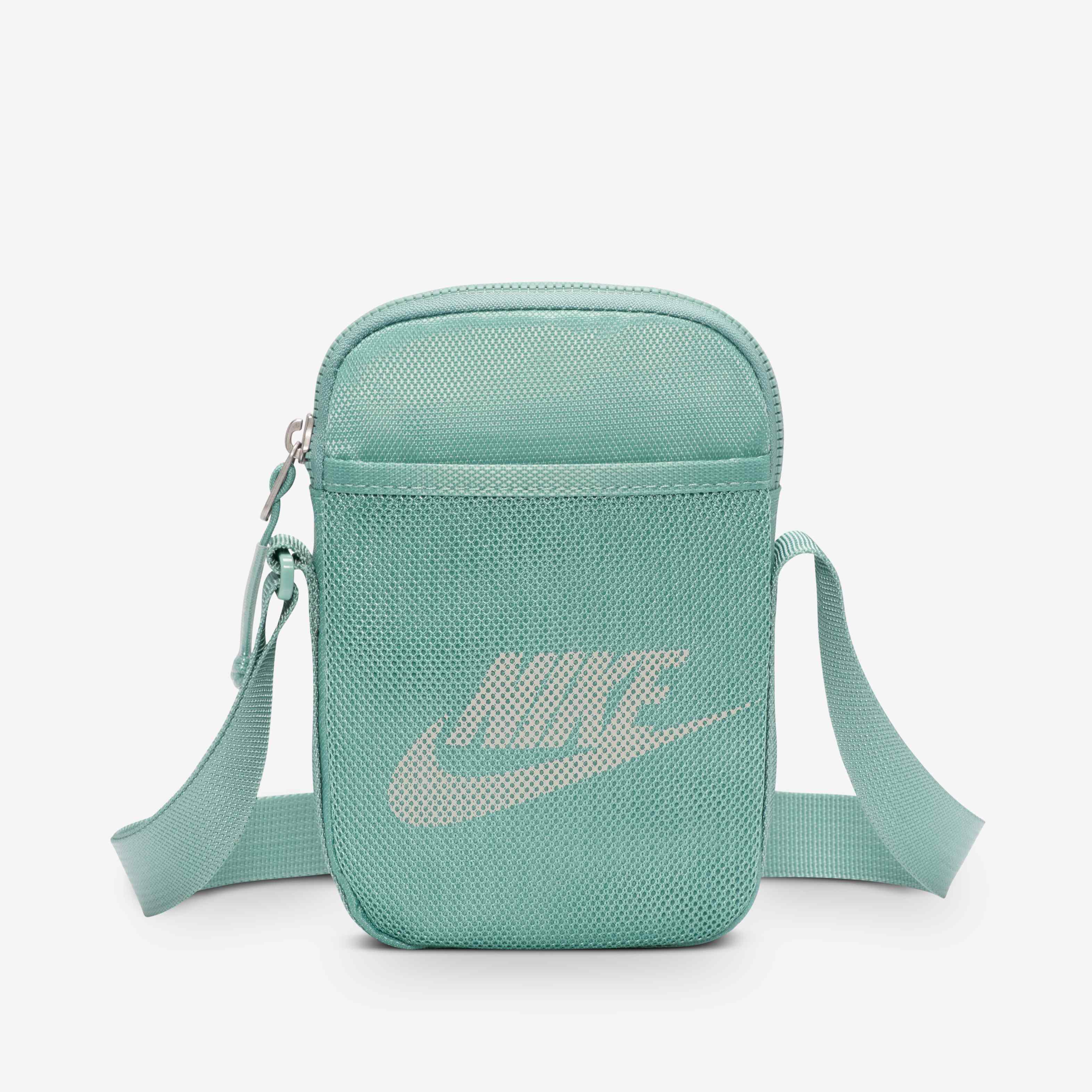 Nike Heritage image number 0