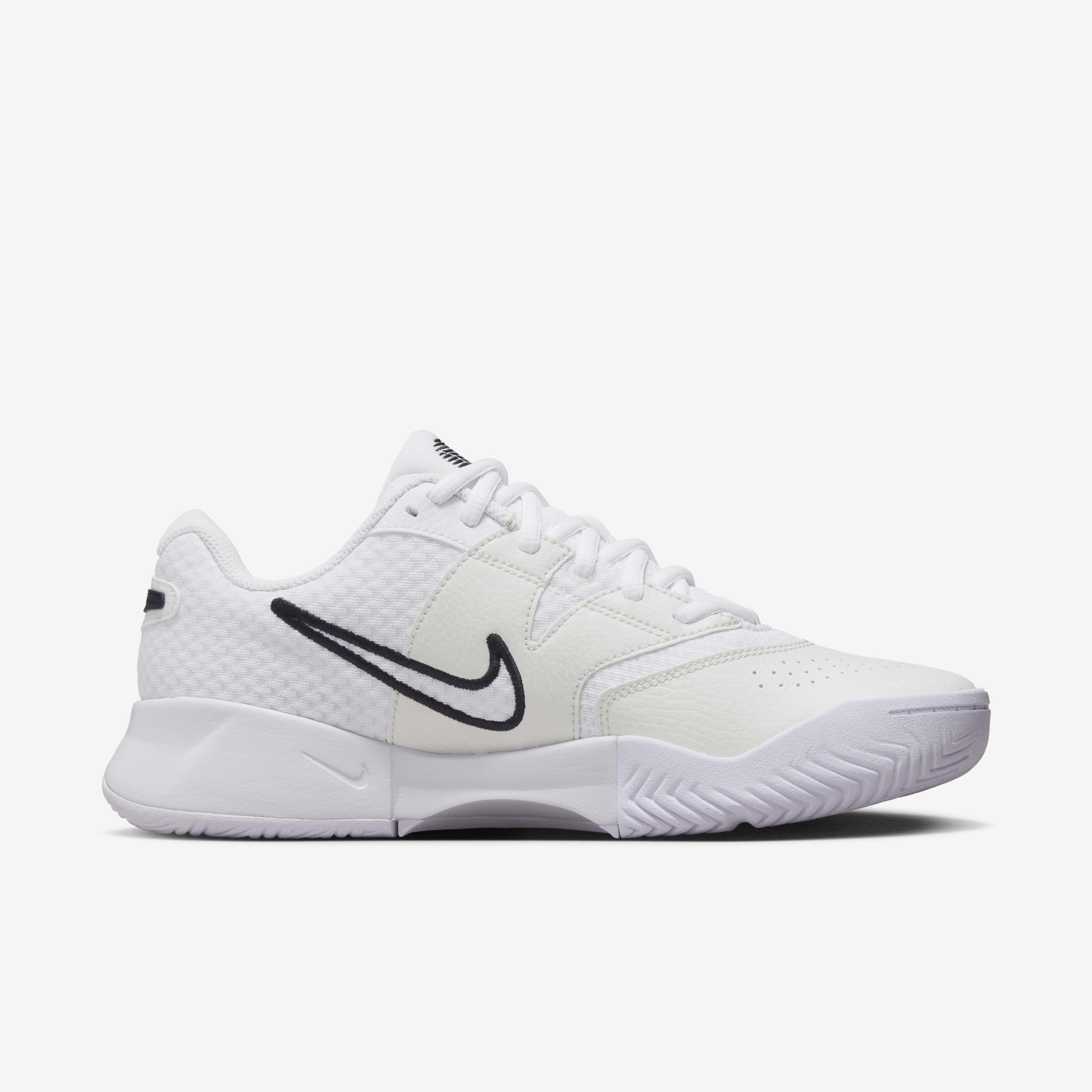 Nikecourt air zoom resistance women's tennis shoe hotsell