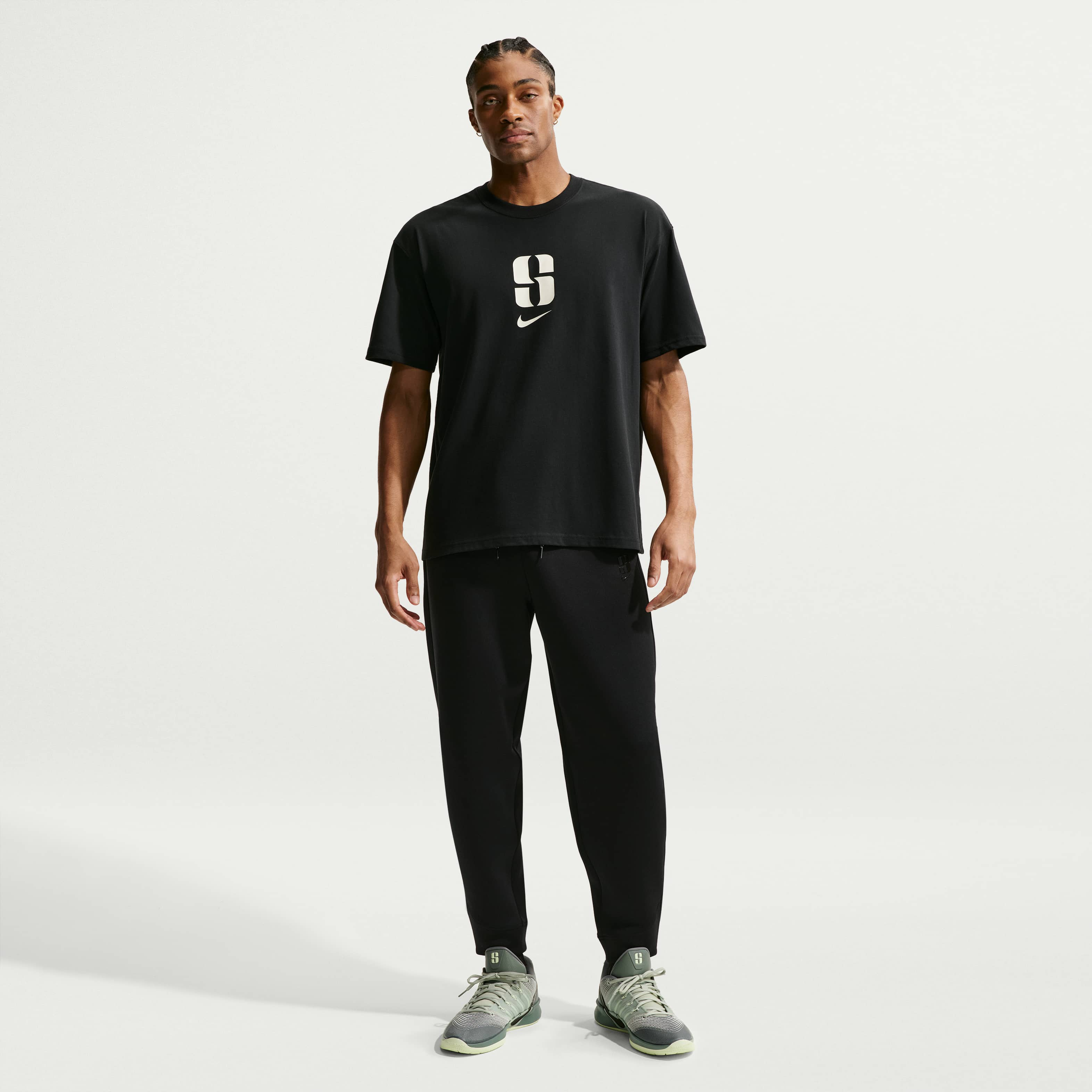 Sabrina 'Put In Work' image number 6