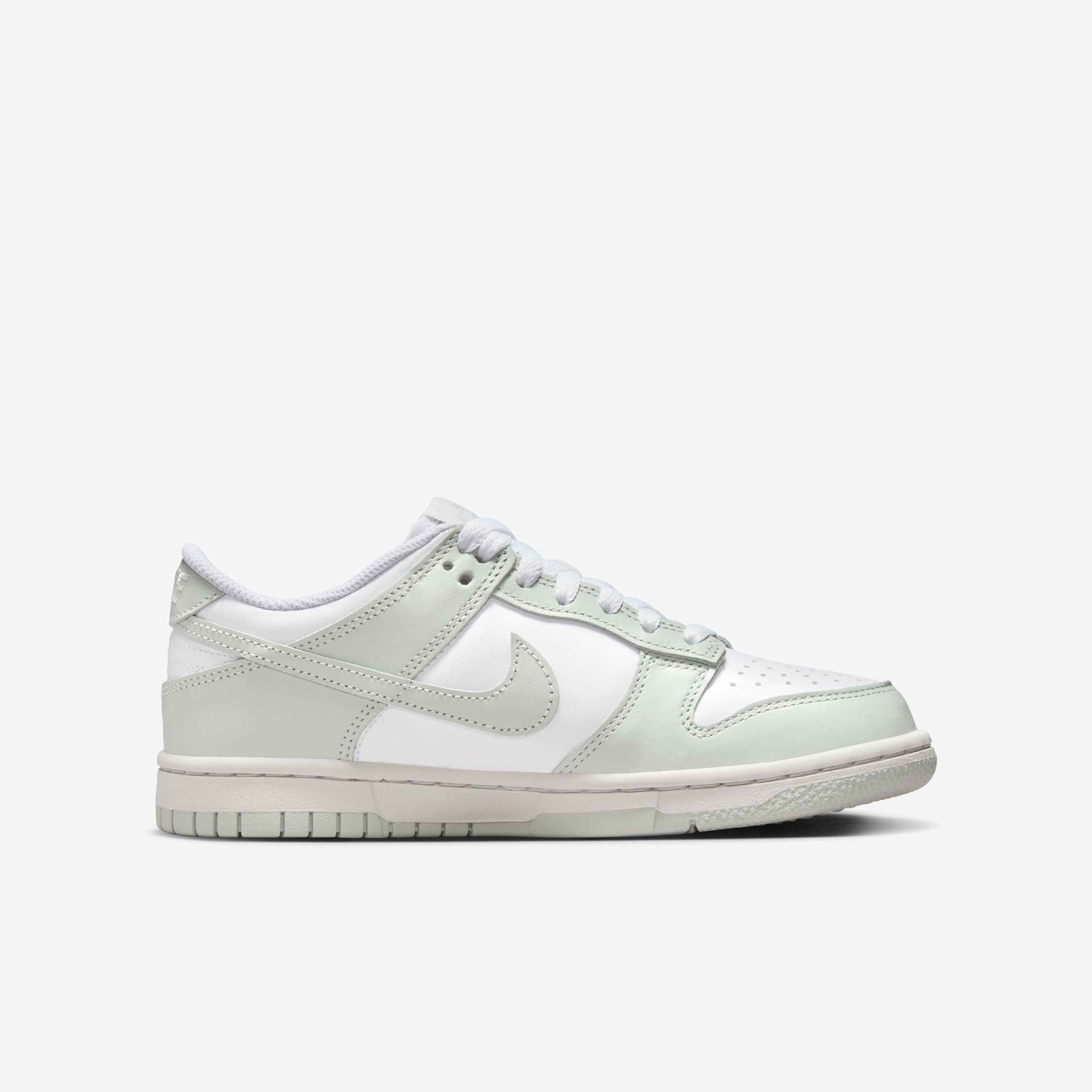 Nike Dunk Low image number 2
