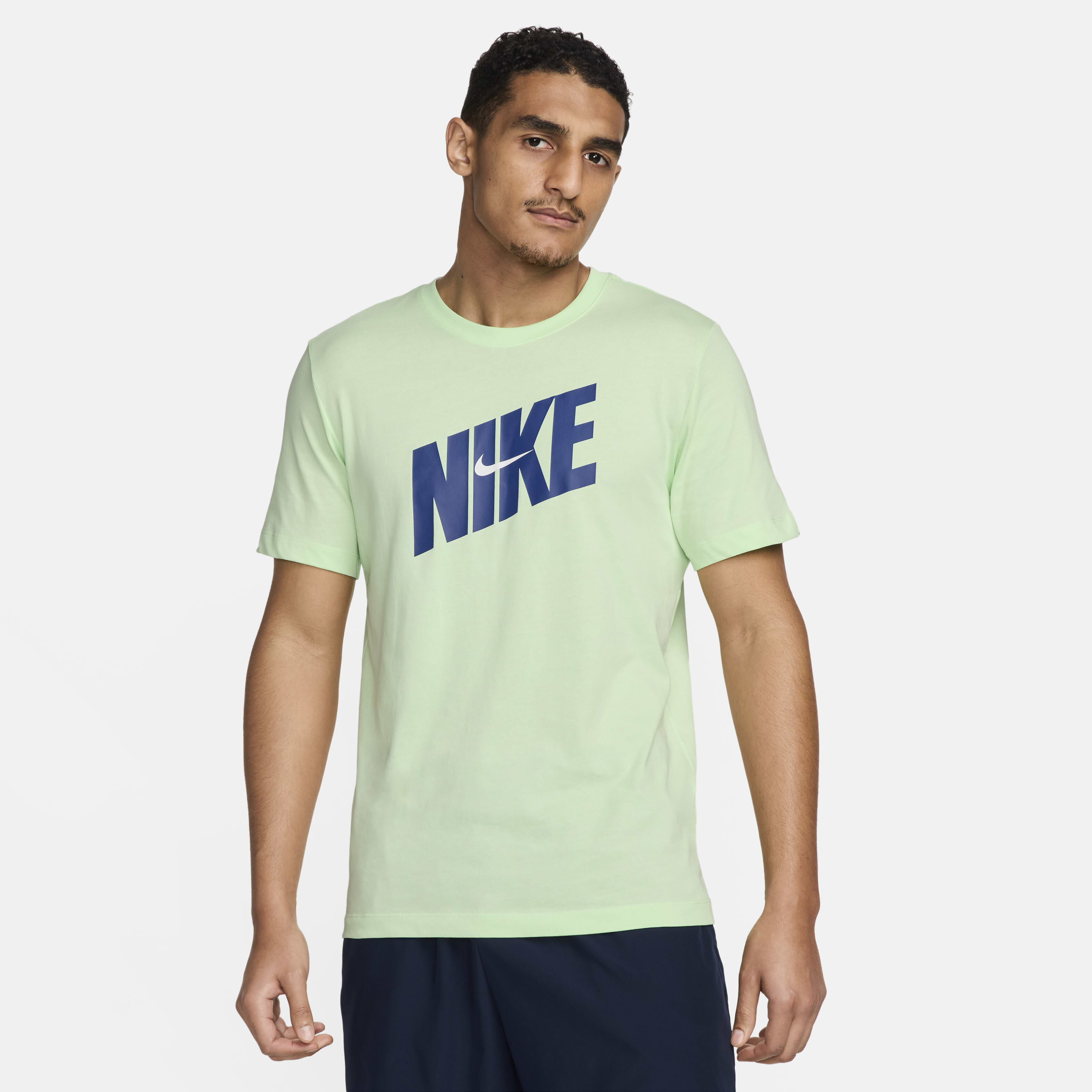 Buy Nike Men s Dri FIT Fitness T Shirt Nike Saudi Official