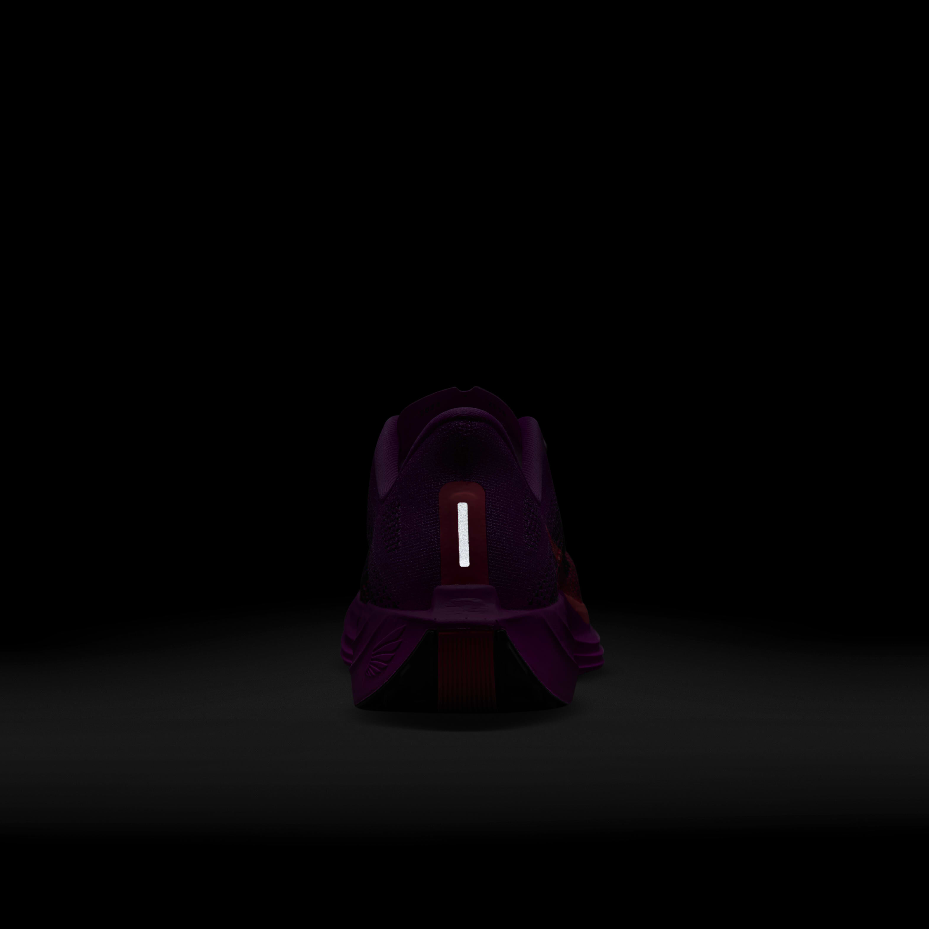 Nike Pegasus Plus image number 9