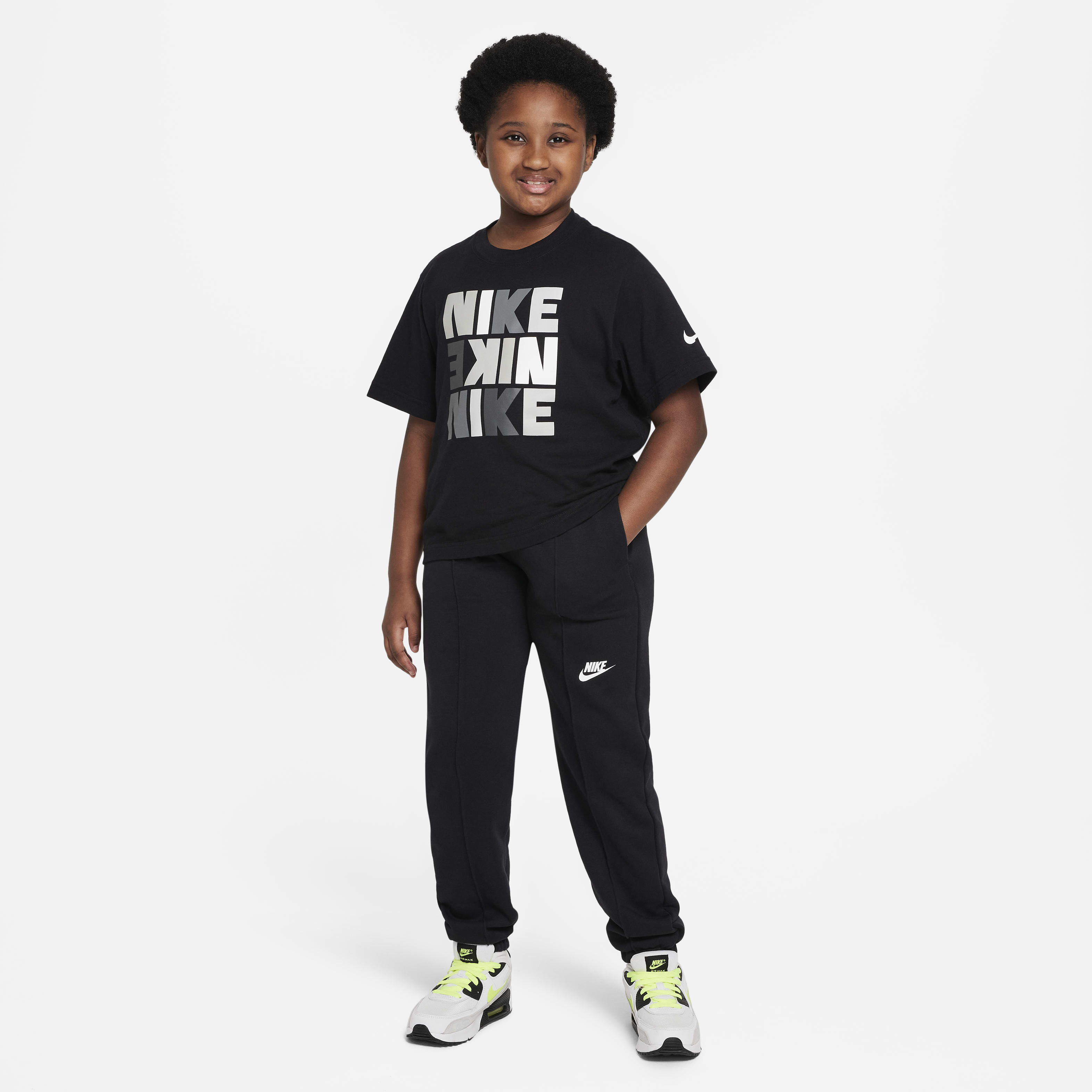 نايكي سبورتسوير image number 3