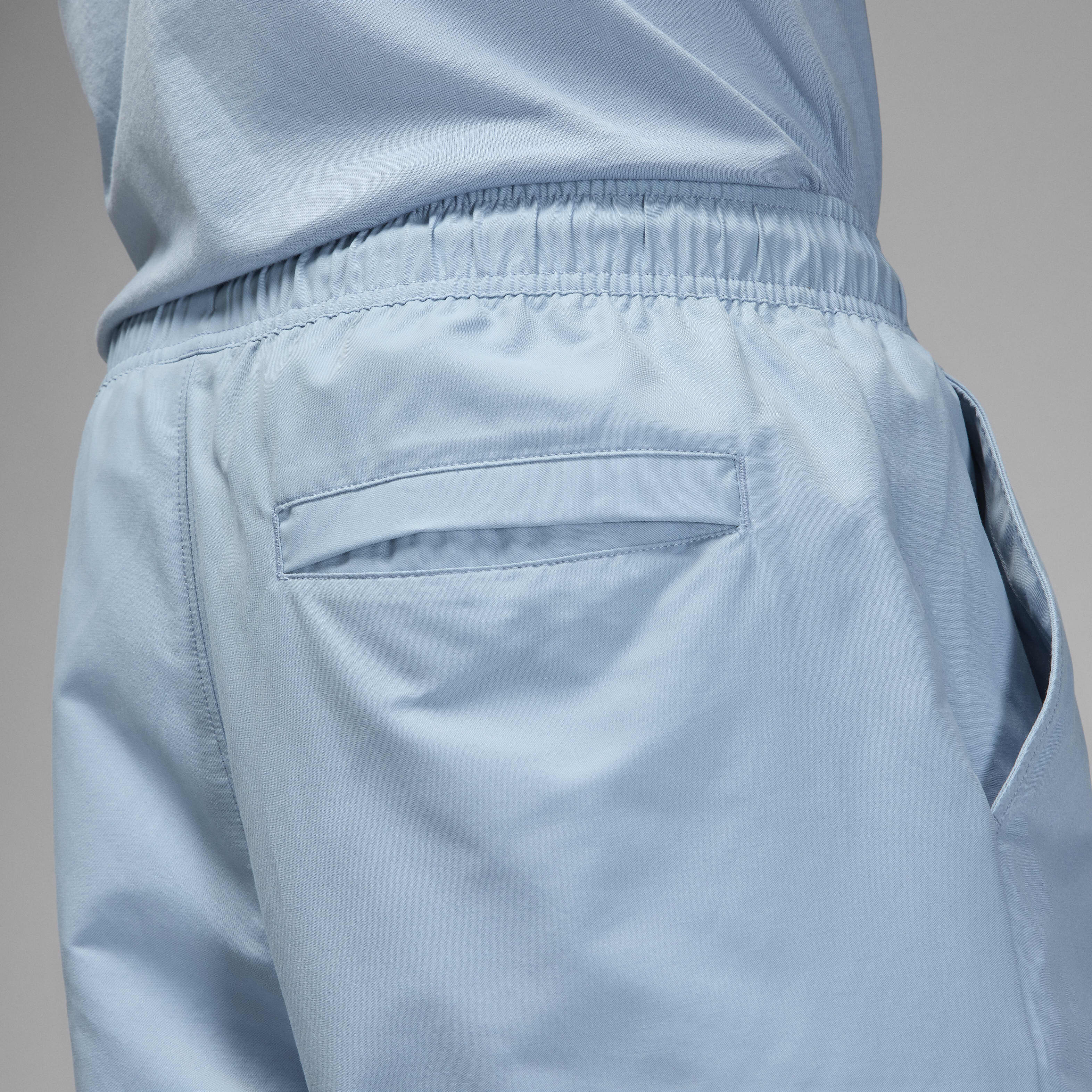 Jordan Essentials image number 3