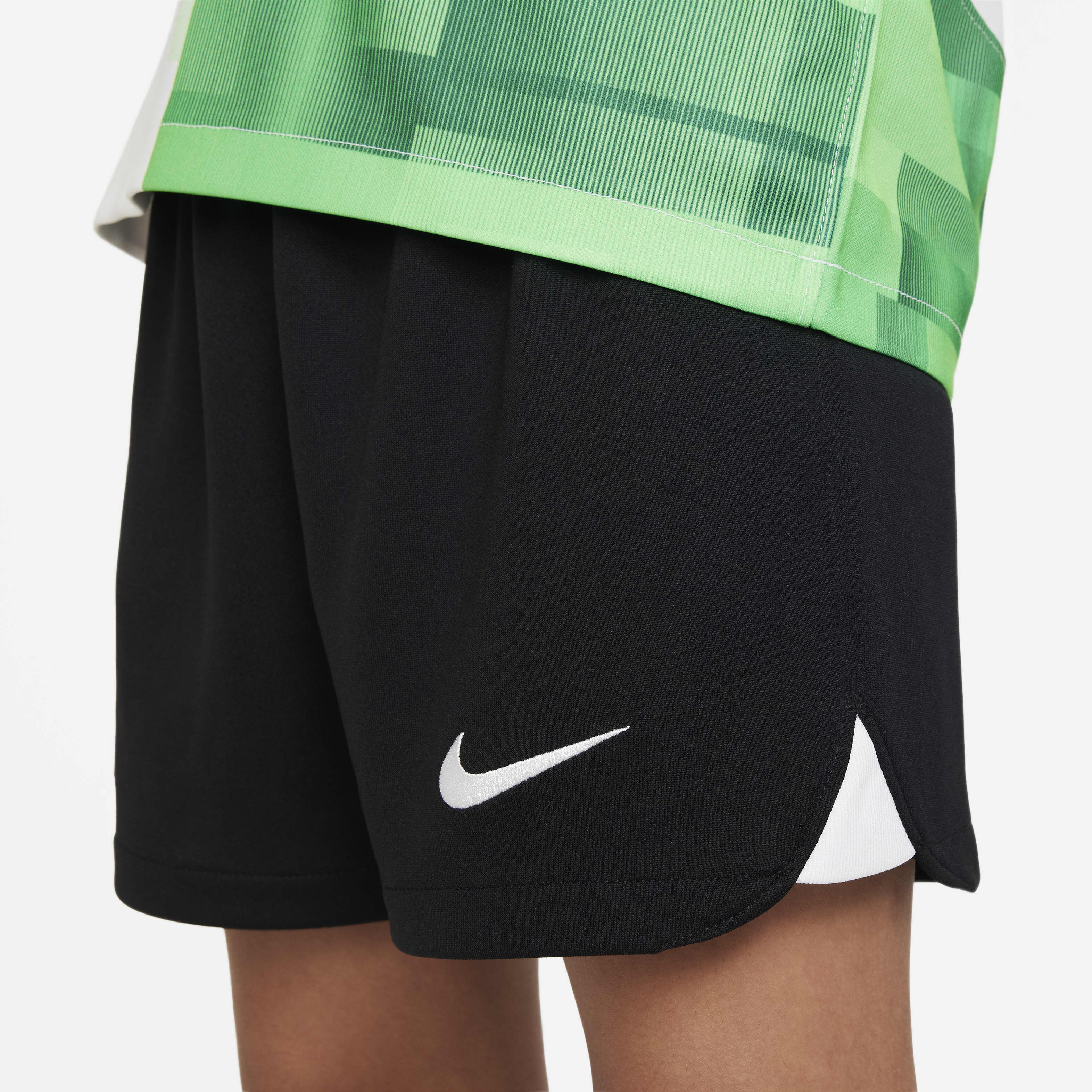 Liverpool F.C. 2023/24 Away image number 5