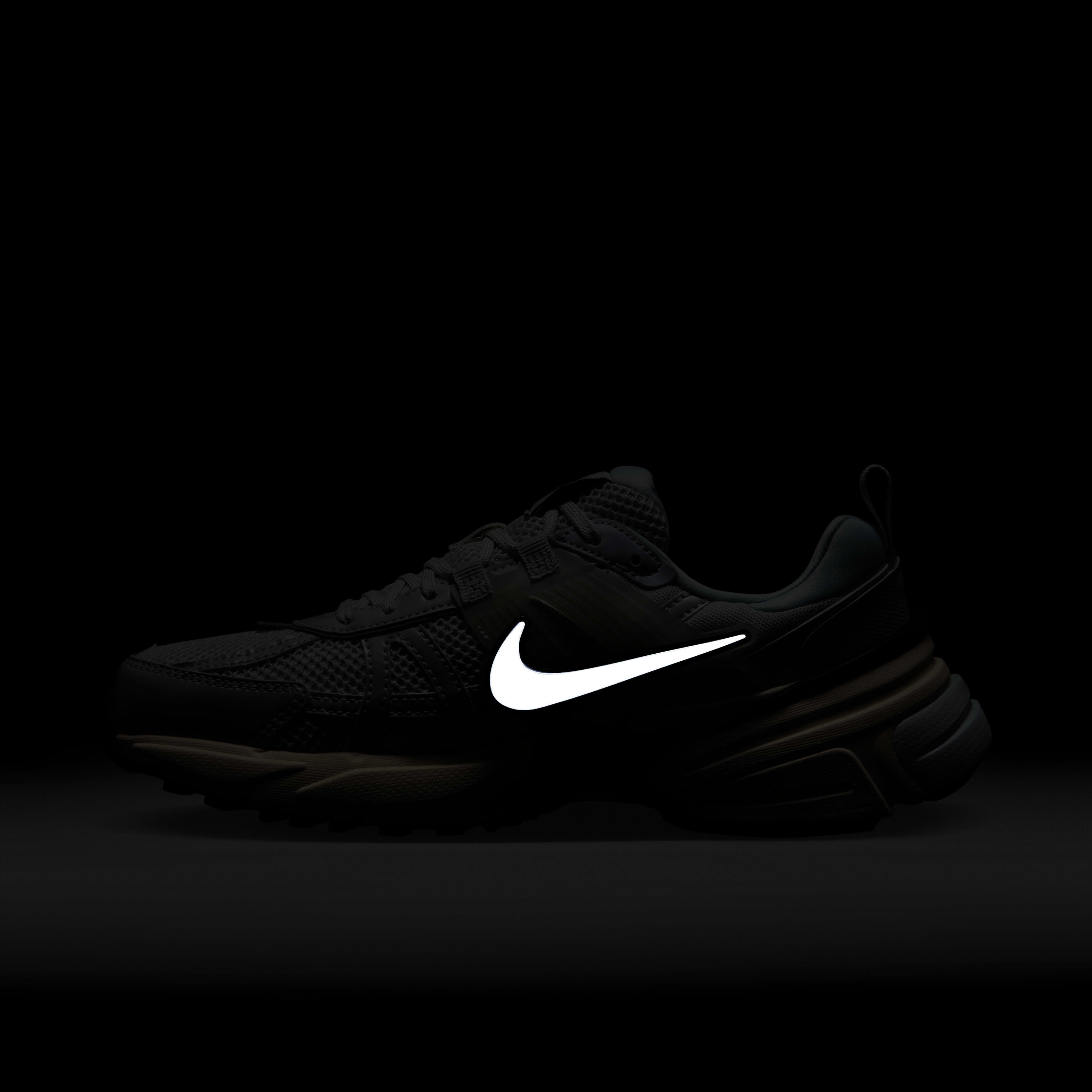 Buy Nike V2K Run Women s Shoes Nike Saudi Official