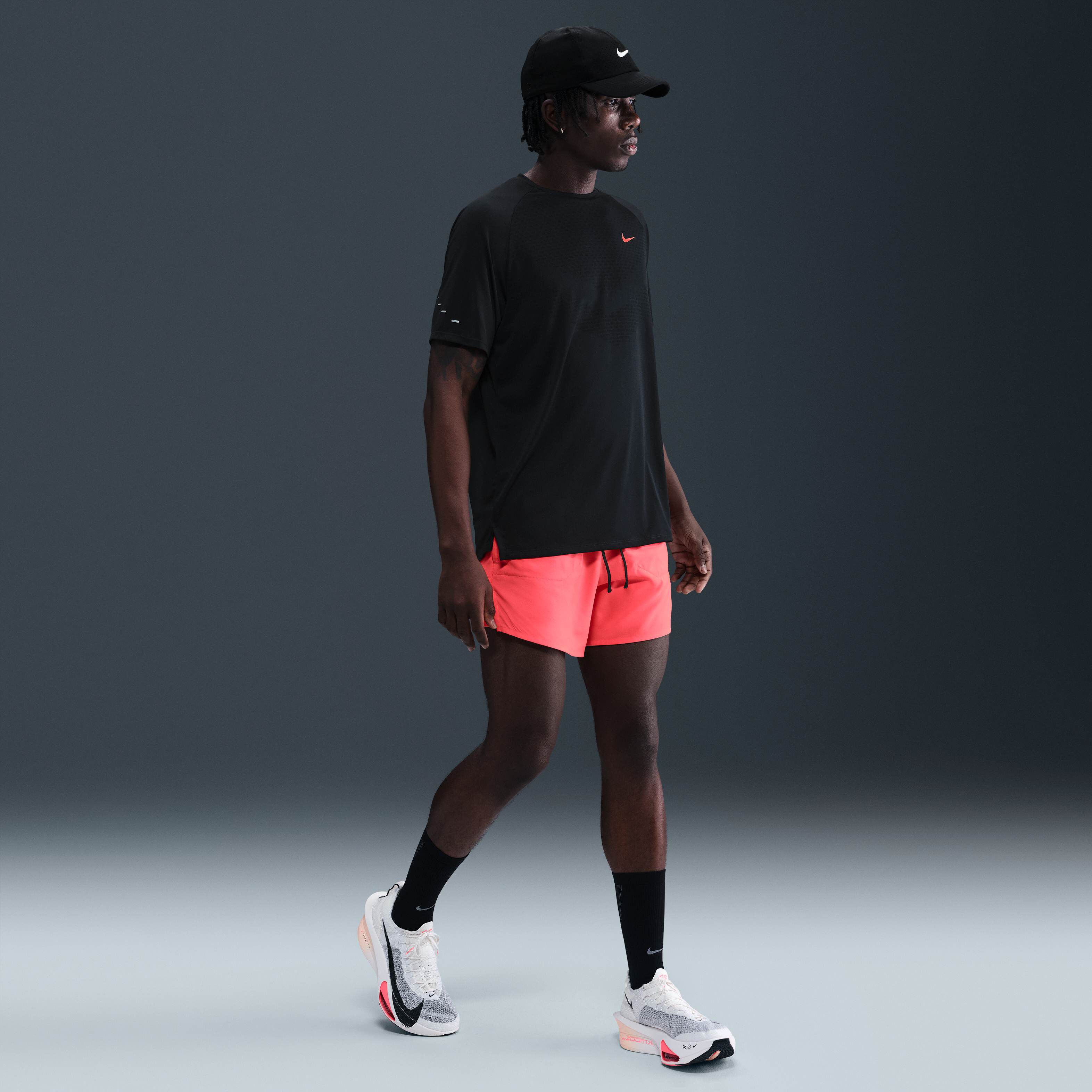 Nike Stride image number 3