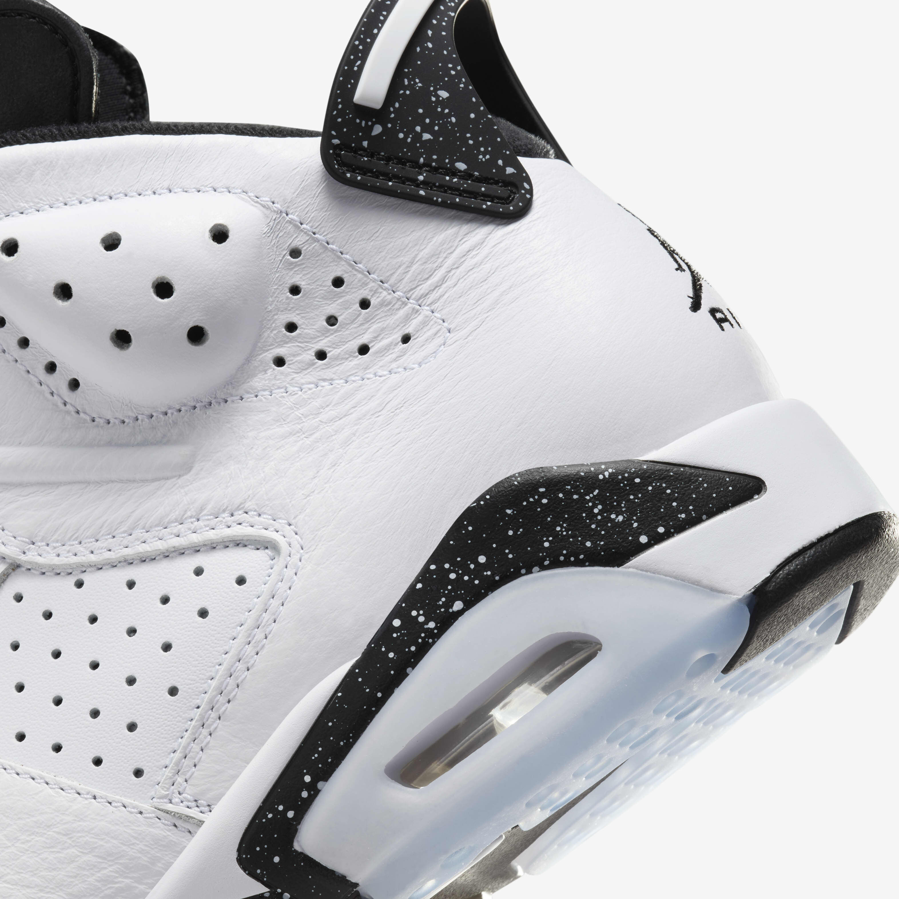 Air Jordan 6 Retro image number 7