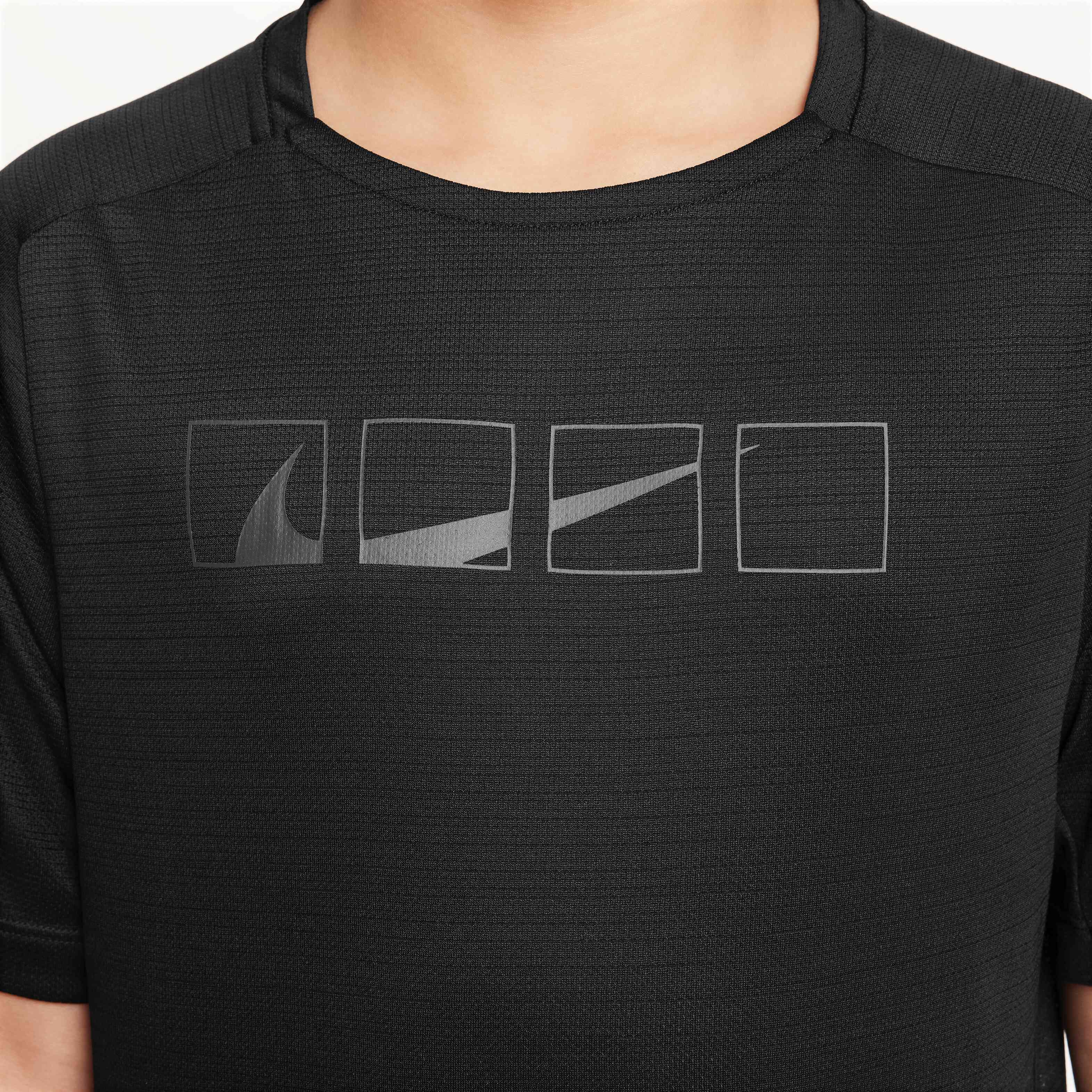 Nike Multi Tech image number 3