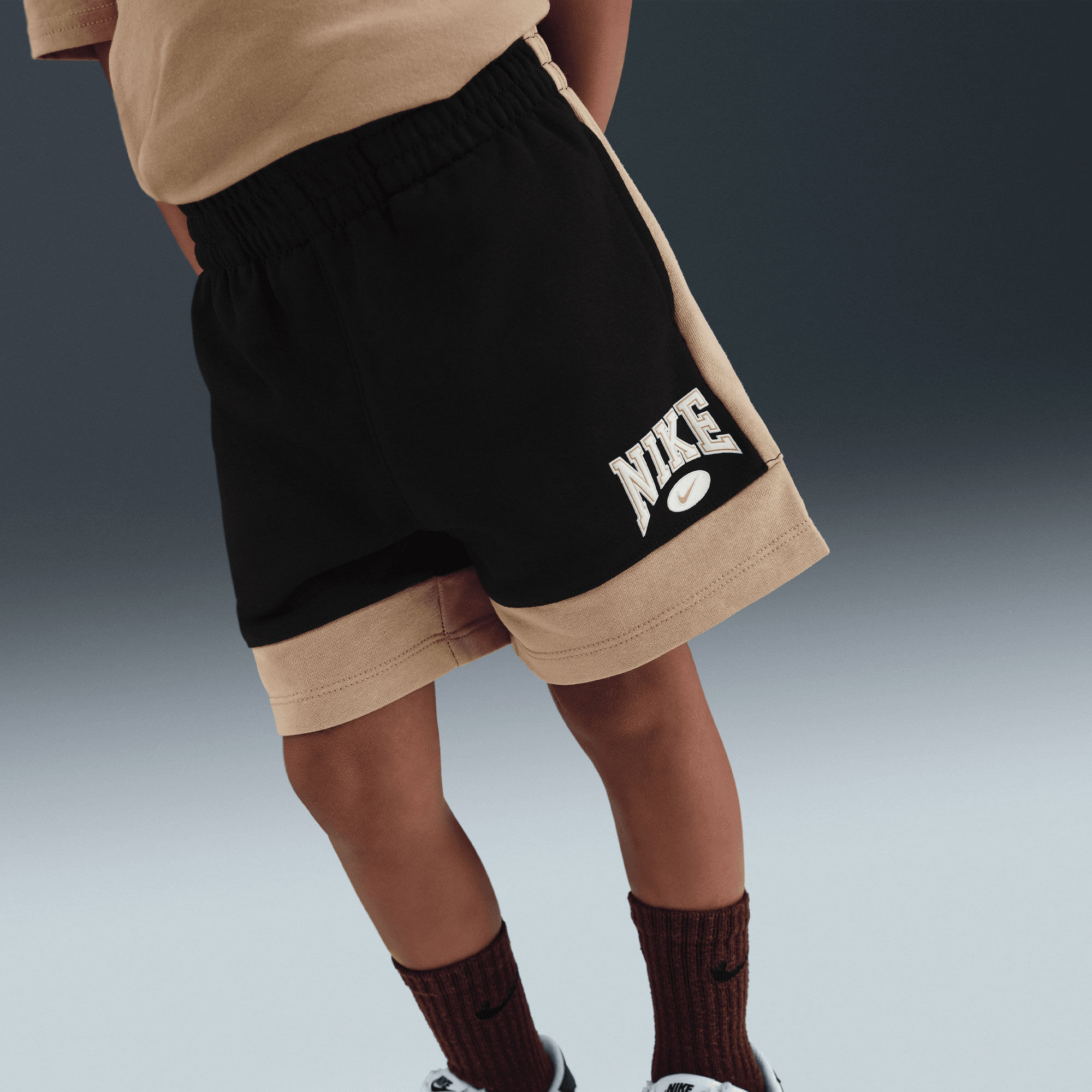 Nike Game Day Essentials image number 2