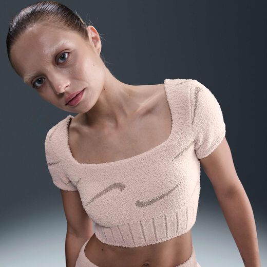 New In Women's Short Sleeves Shirts-Nike, Nike Sportswear Phoenix Cosy Bouclé, Women's Short-Sleeve Cropped Knit Top New In Women's Short Sleeves Shirts-Nike, Nike Sportswear Phoenix Cosy Bouclé, Women's Short-Sleeve Cropped Knit Top