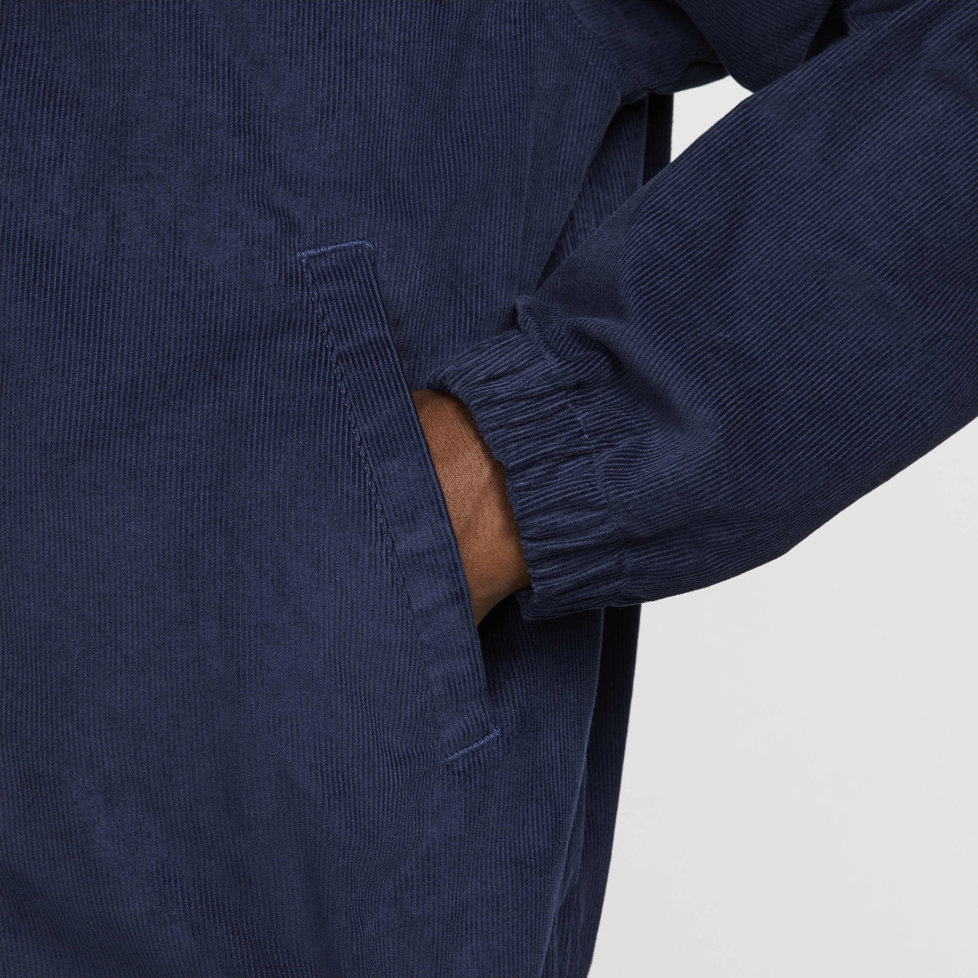 Nike Sportswear Club image number 4