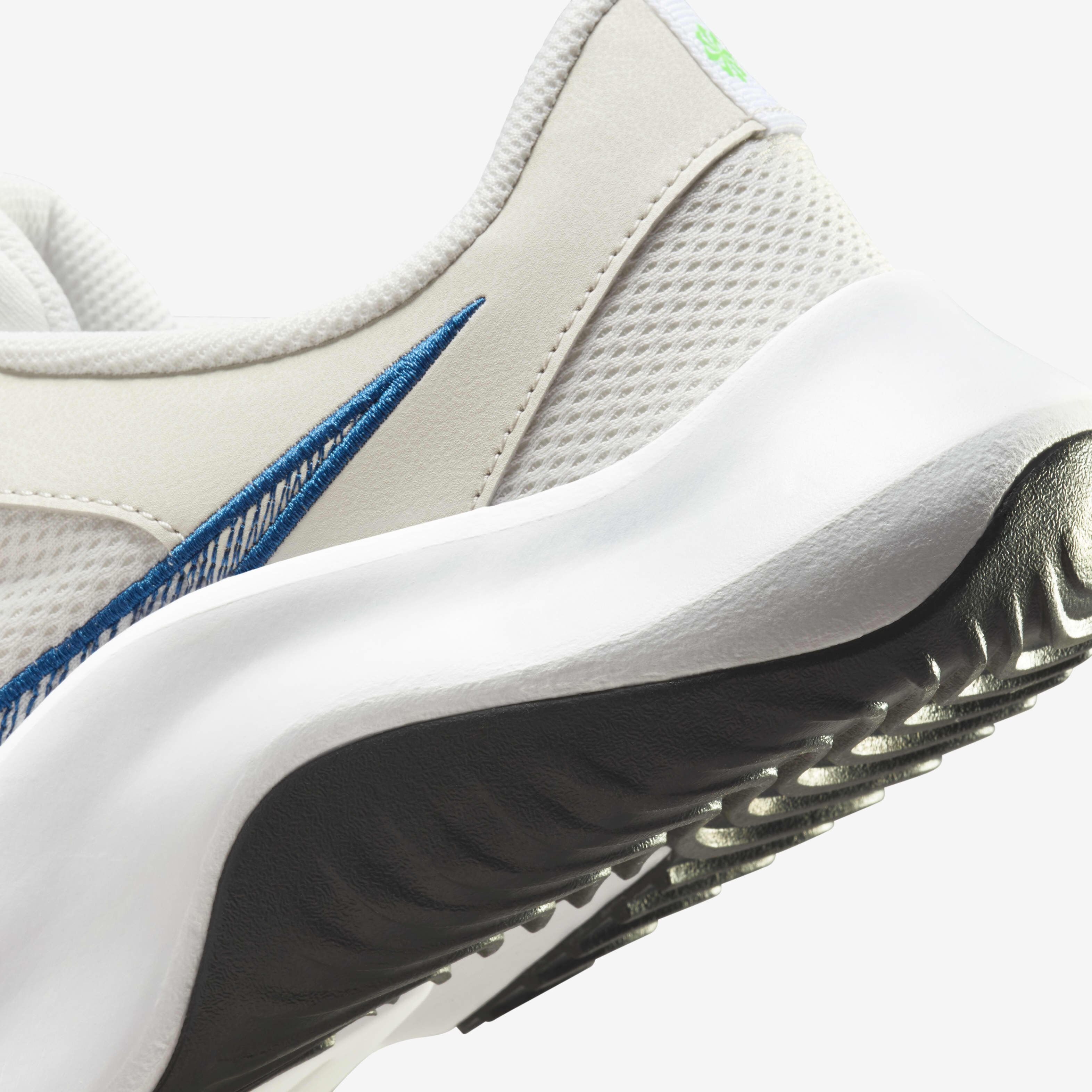 Nike Legend Essential 3 Next Nature image number 7