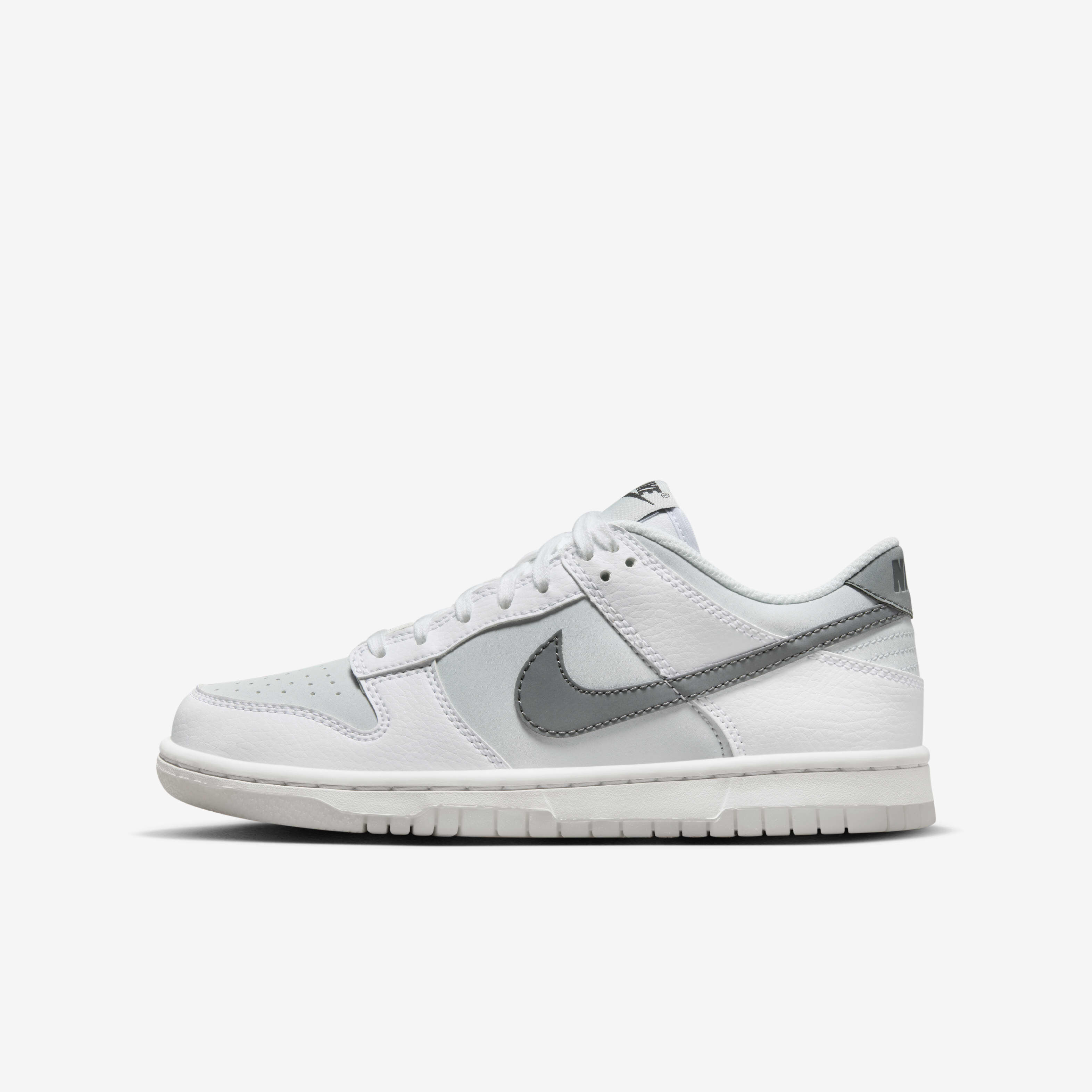 Nike Dunk Low image number 0