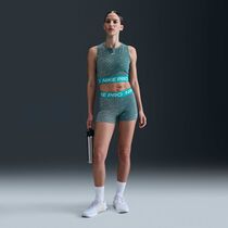 Nike Pro