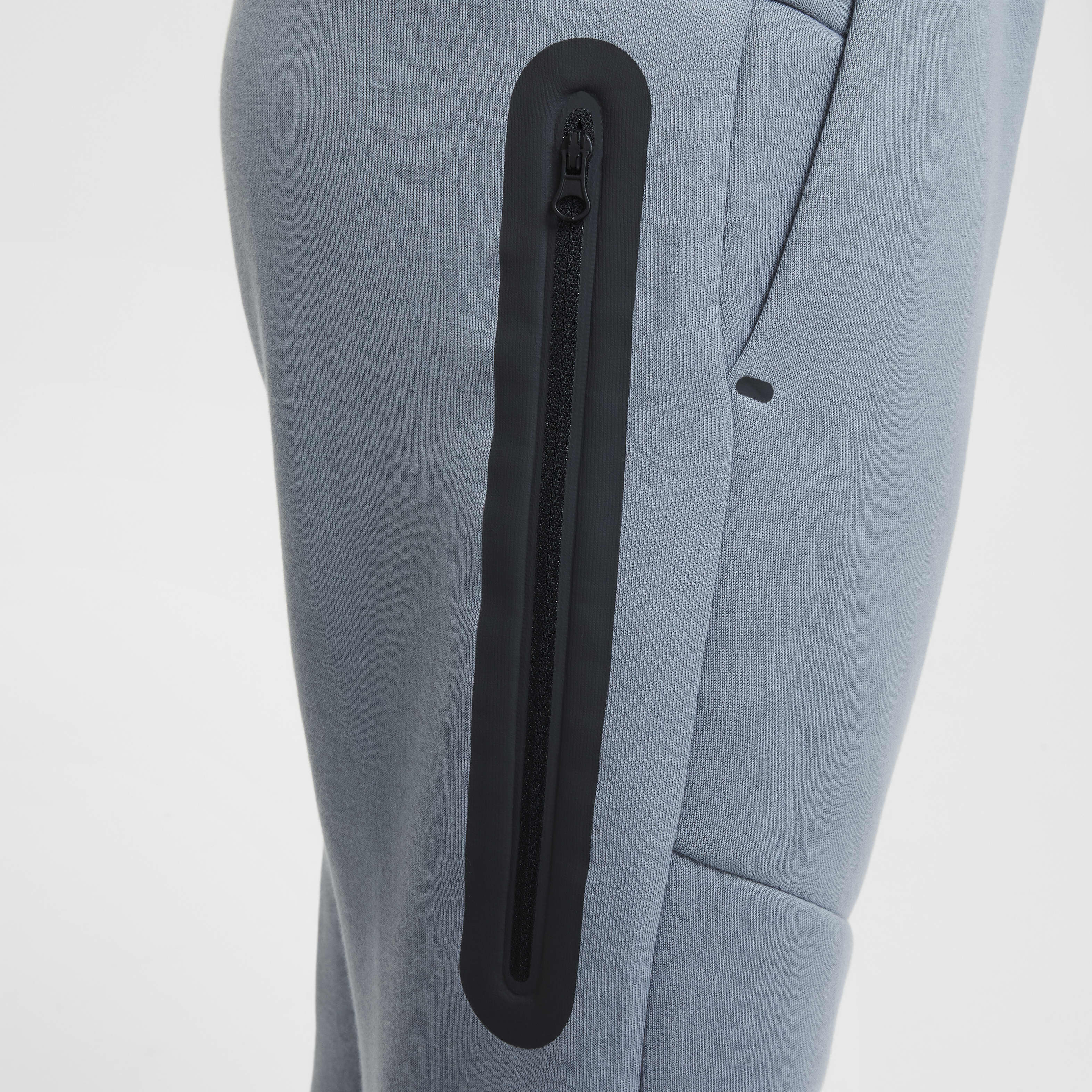 Nike Sportswear Tech Fleece image number 4