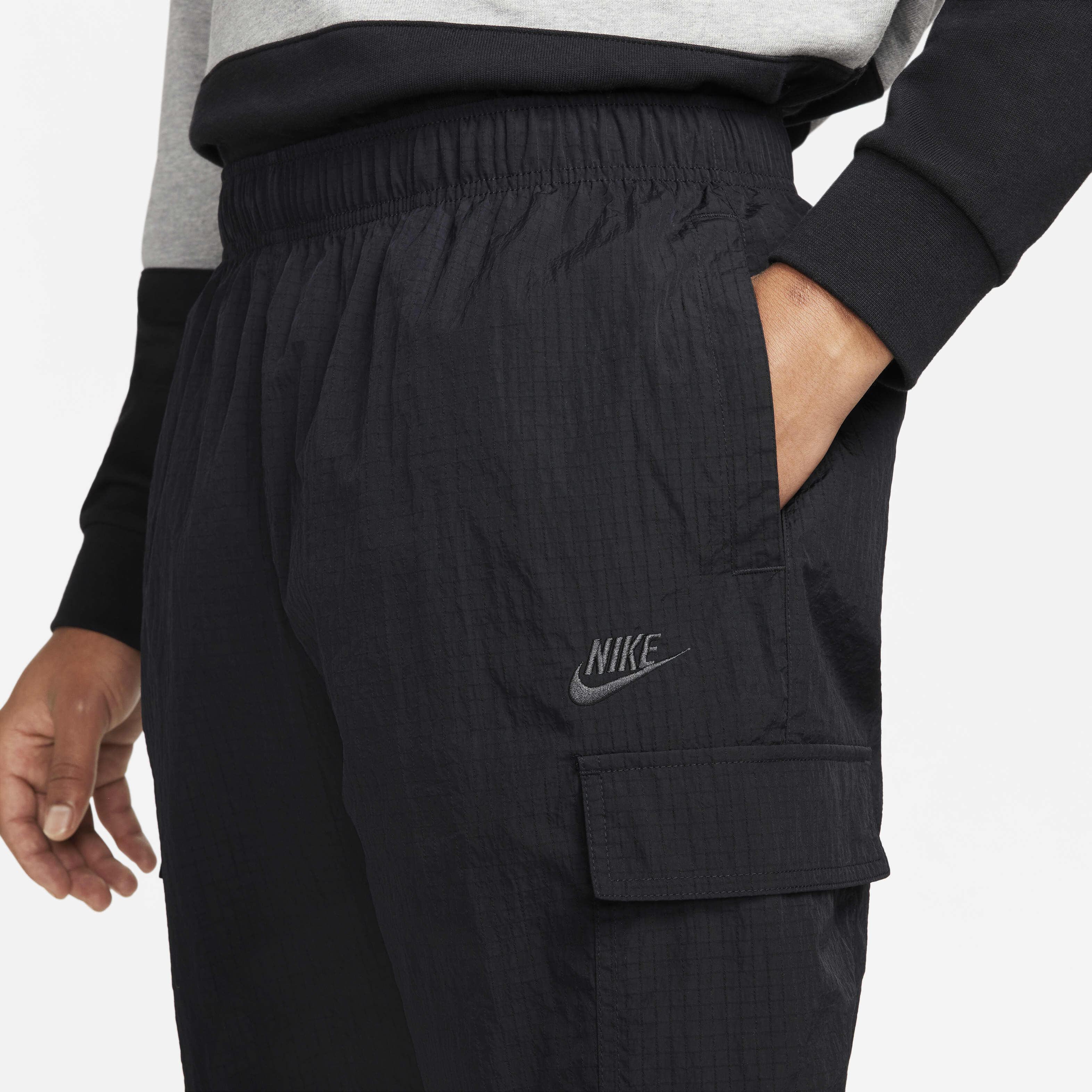 Nike Sportswear Repeat image number 3