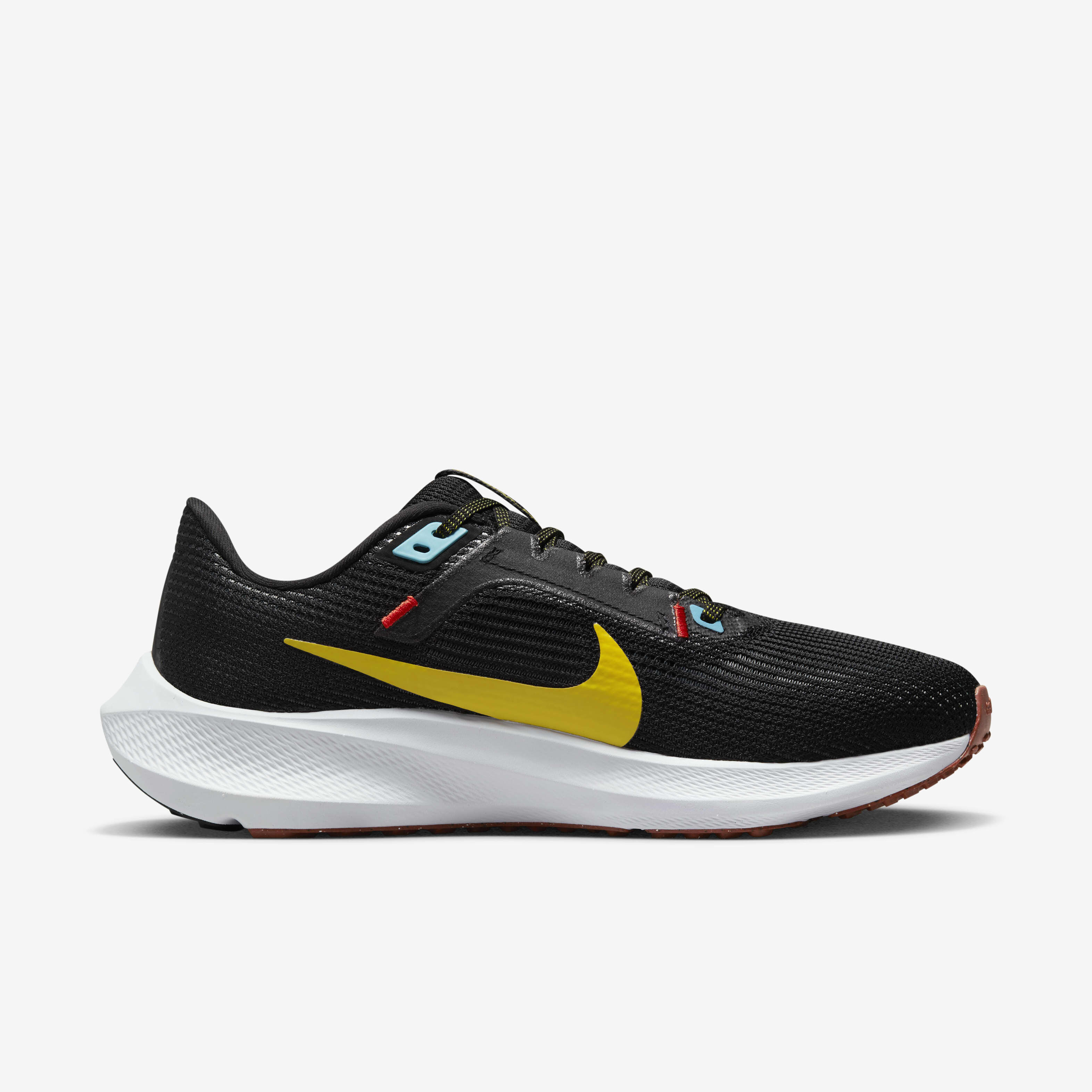 Nike Pegasus 40 image number 2