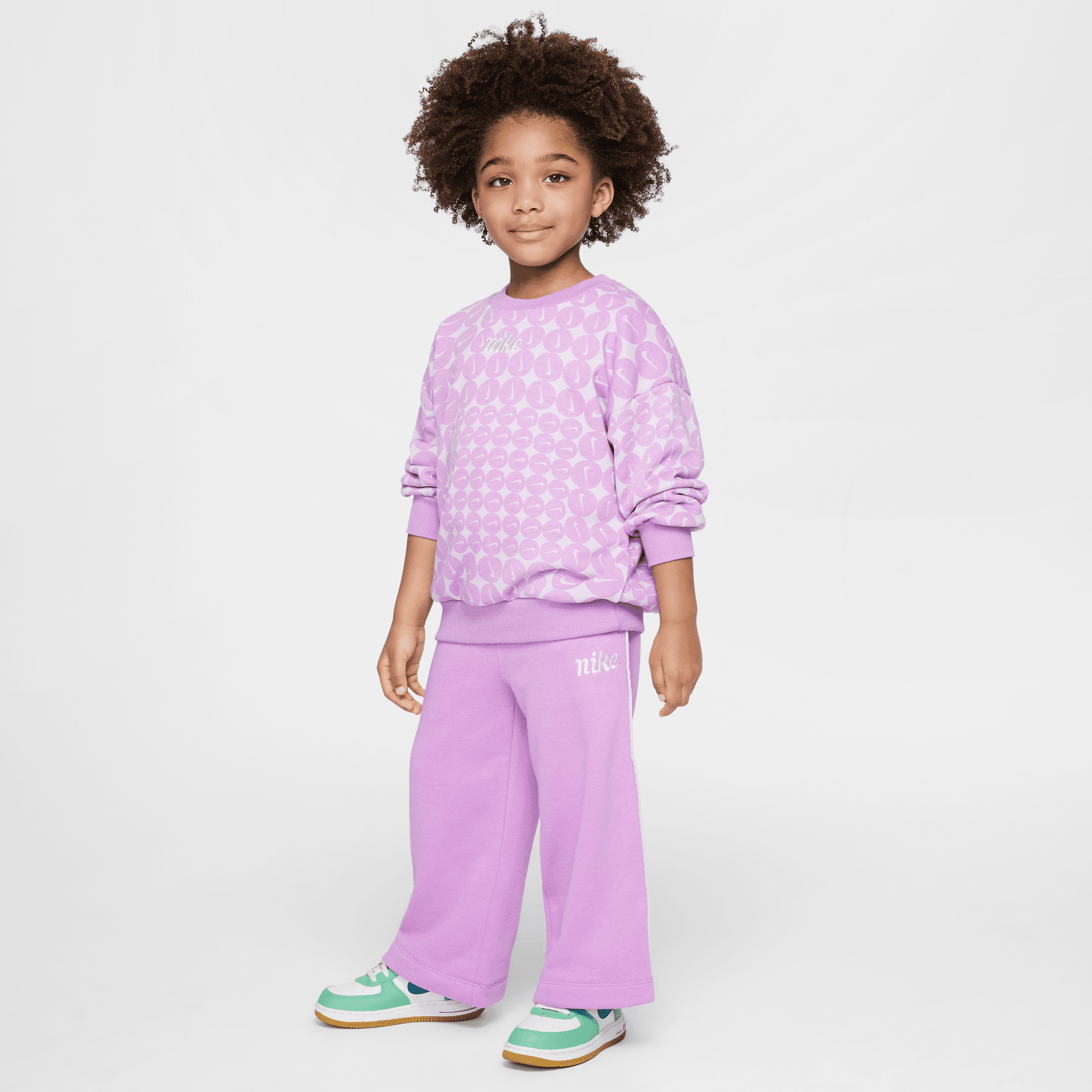 نايكي ايسنشالز image number 5