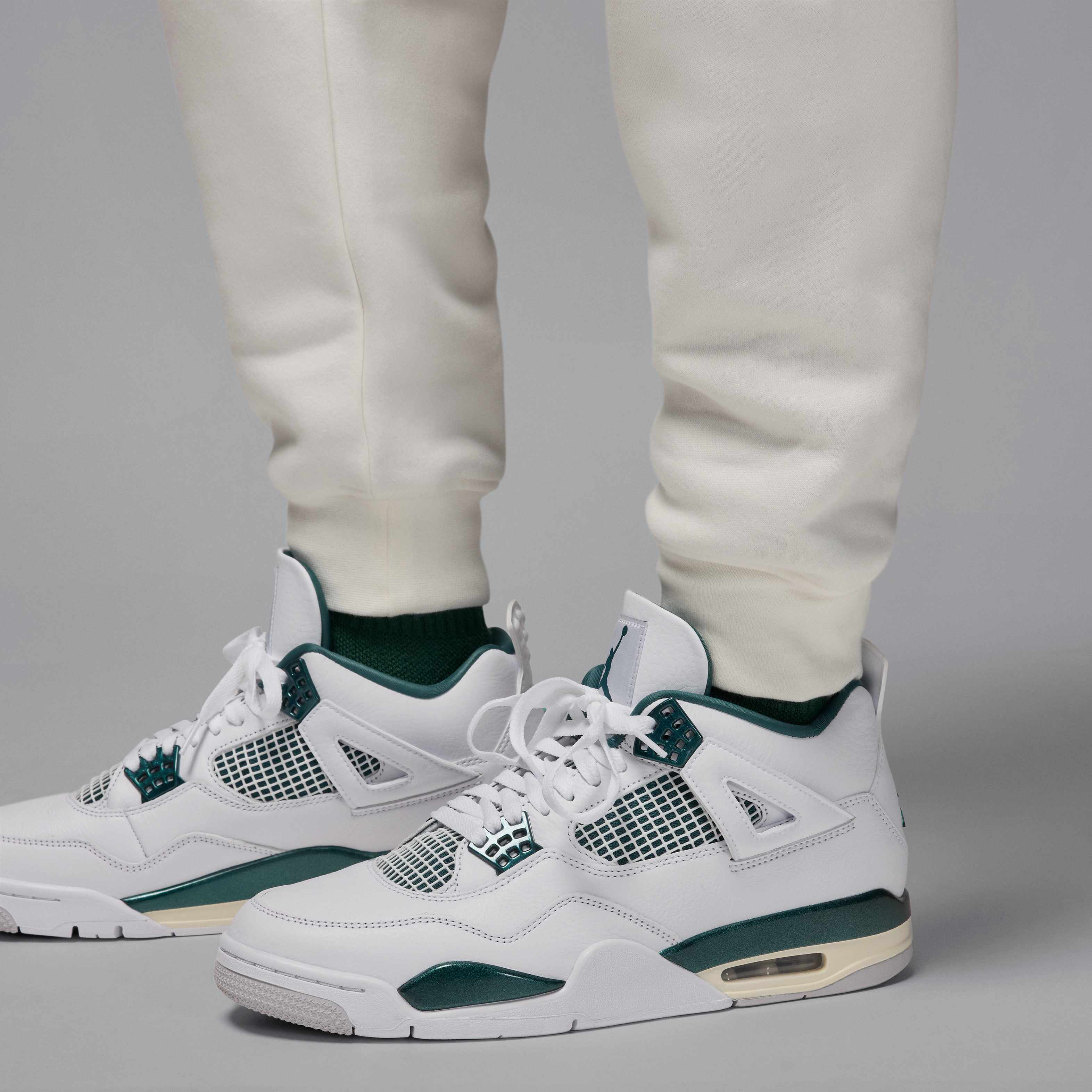 Jordan Essentials image number 5