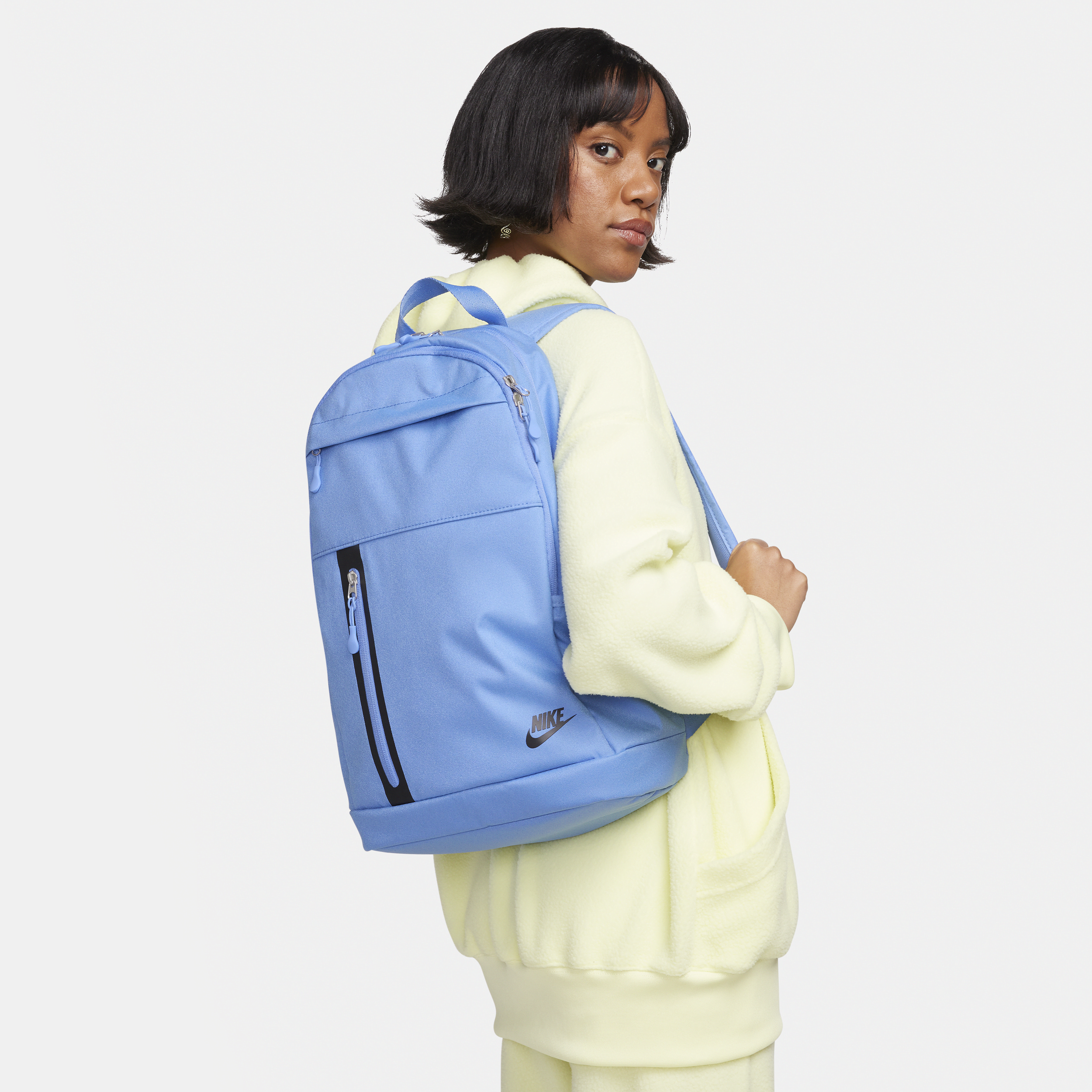 Shop Premium Backpack 21L Nike KSA
