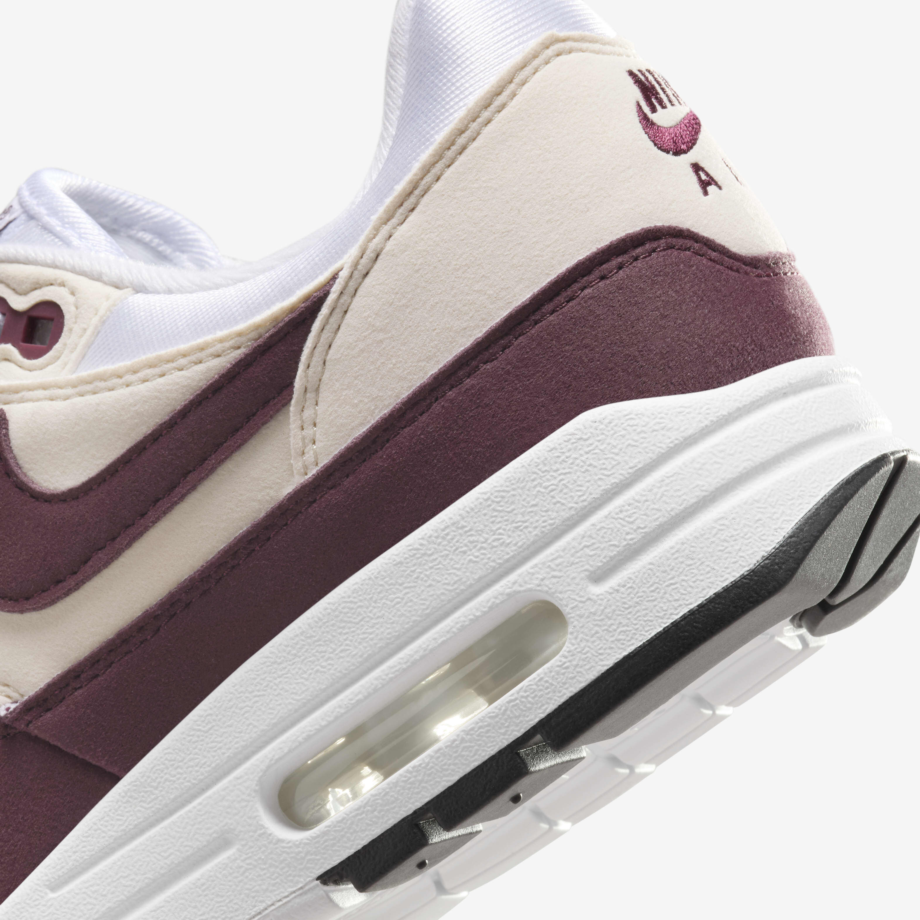 Nike Air Max 1 image number 7