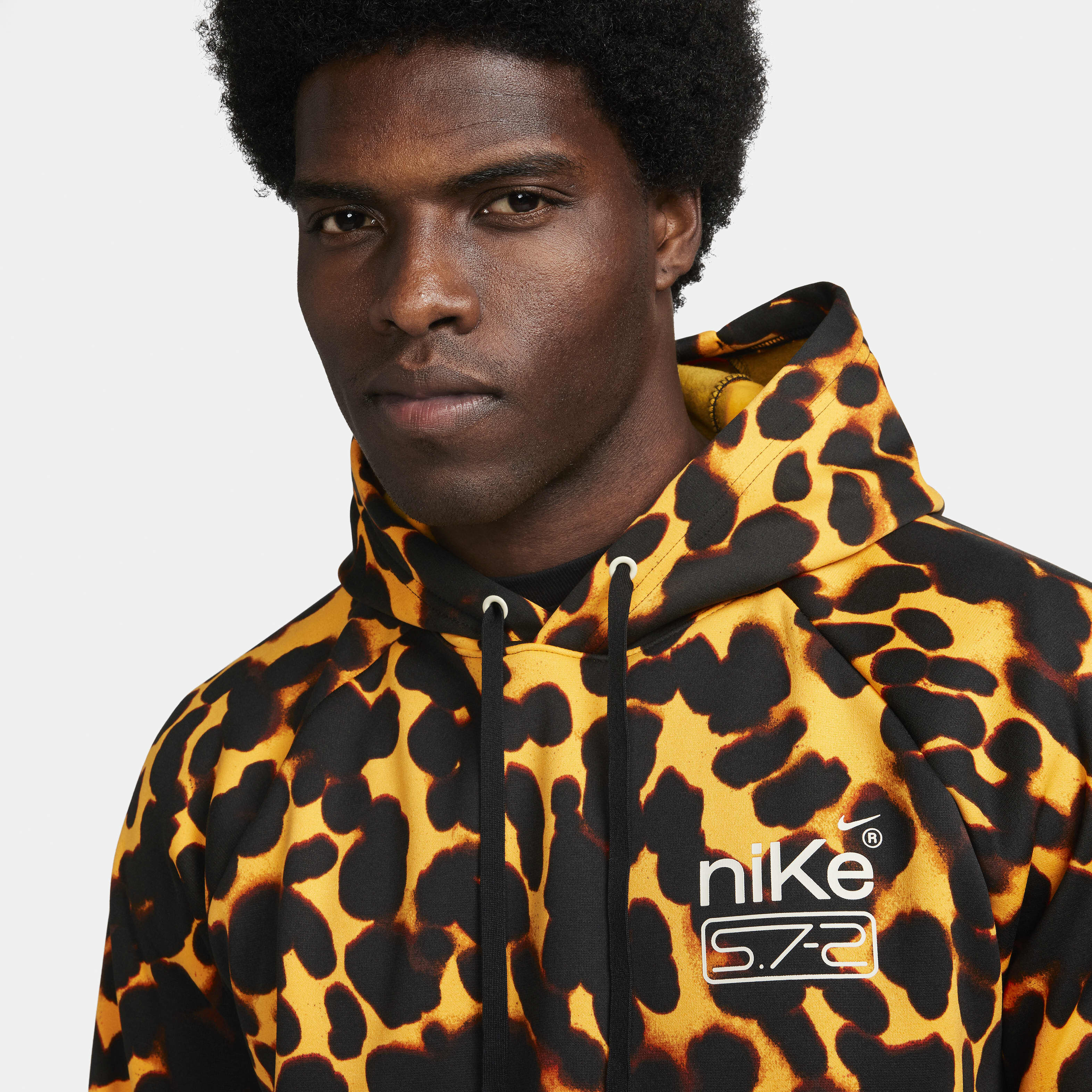 魅力の Buy Nike Studio '72 Men's Therma-FIT Hooded Fitness トップス