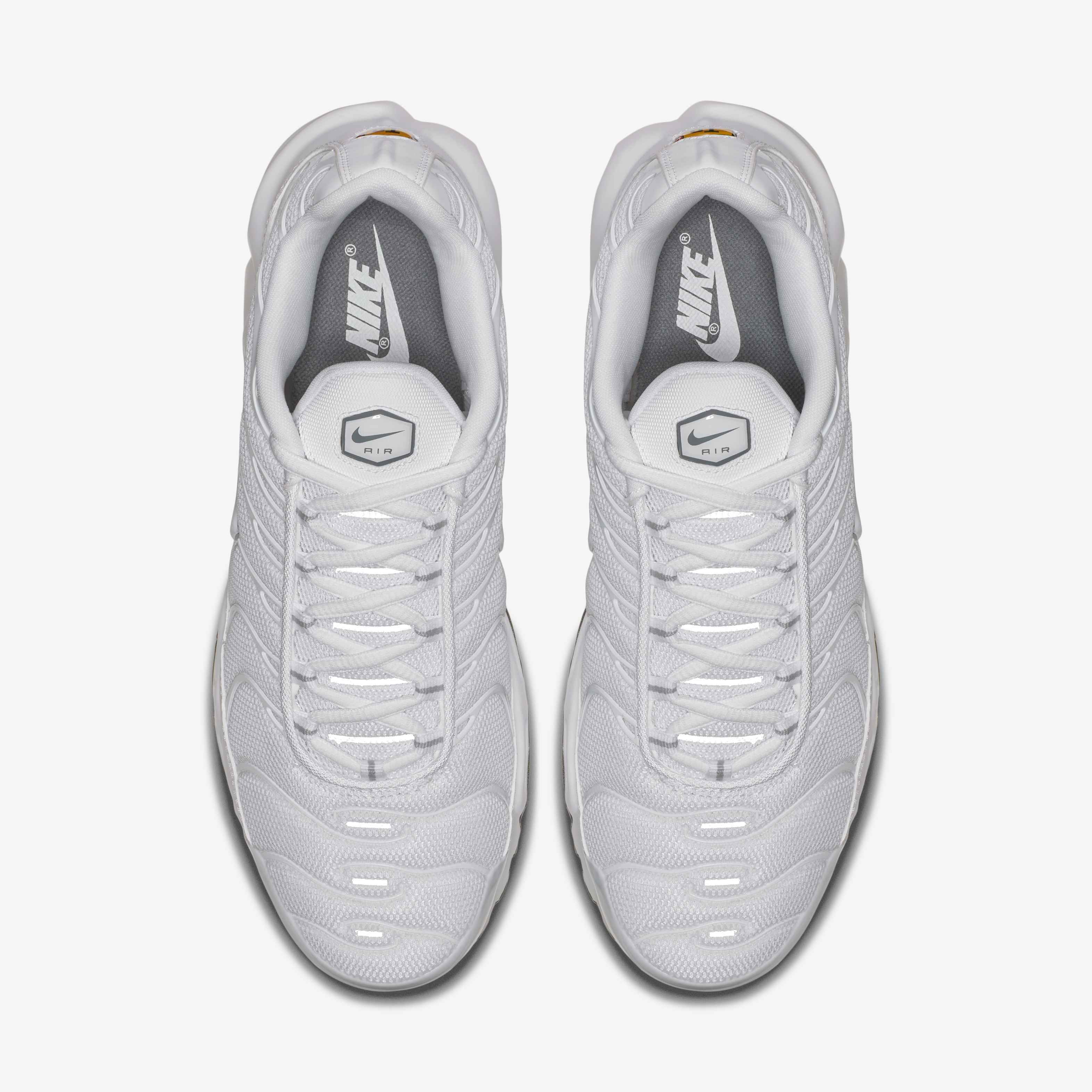 Nike Air Max Plus image number 3