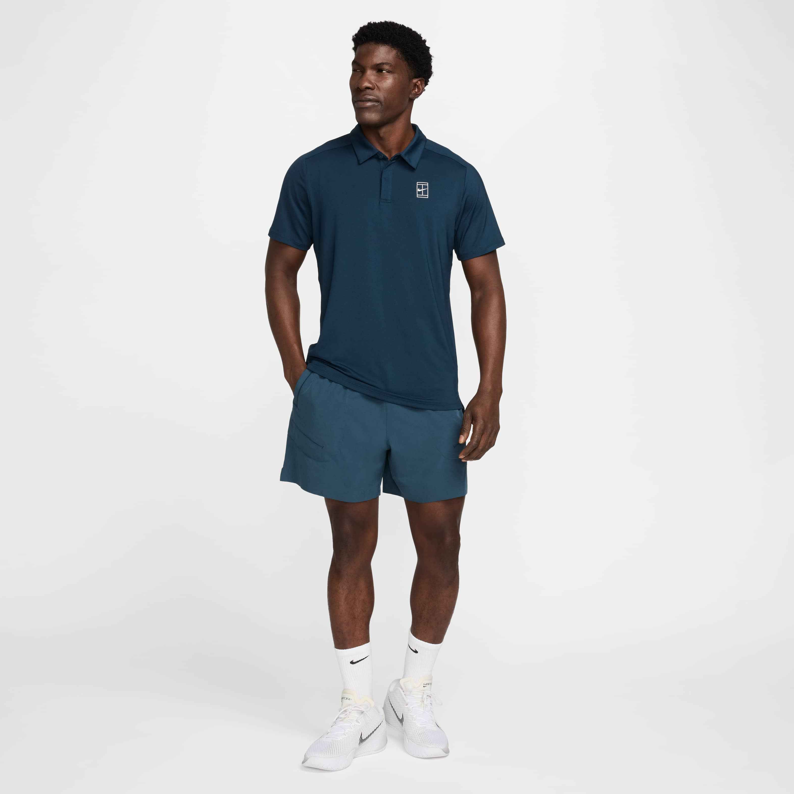 NikeCourt Advantage image number 5
