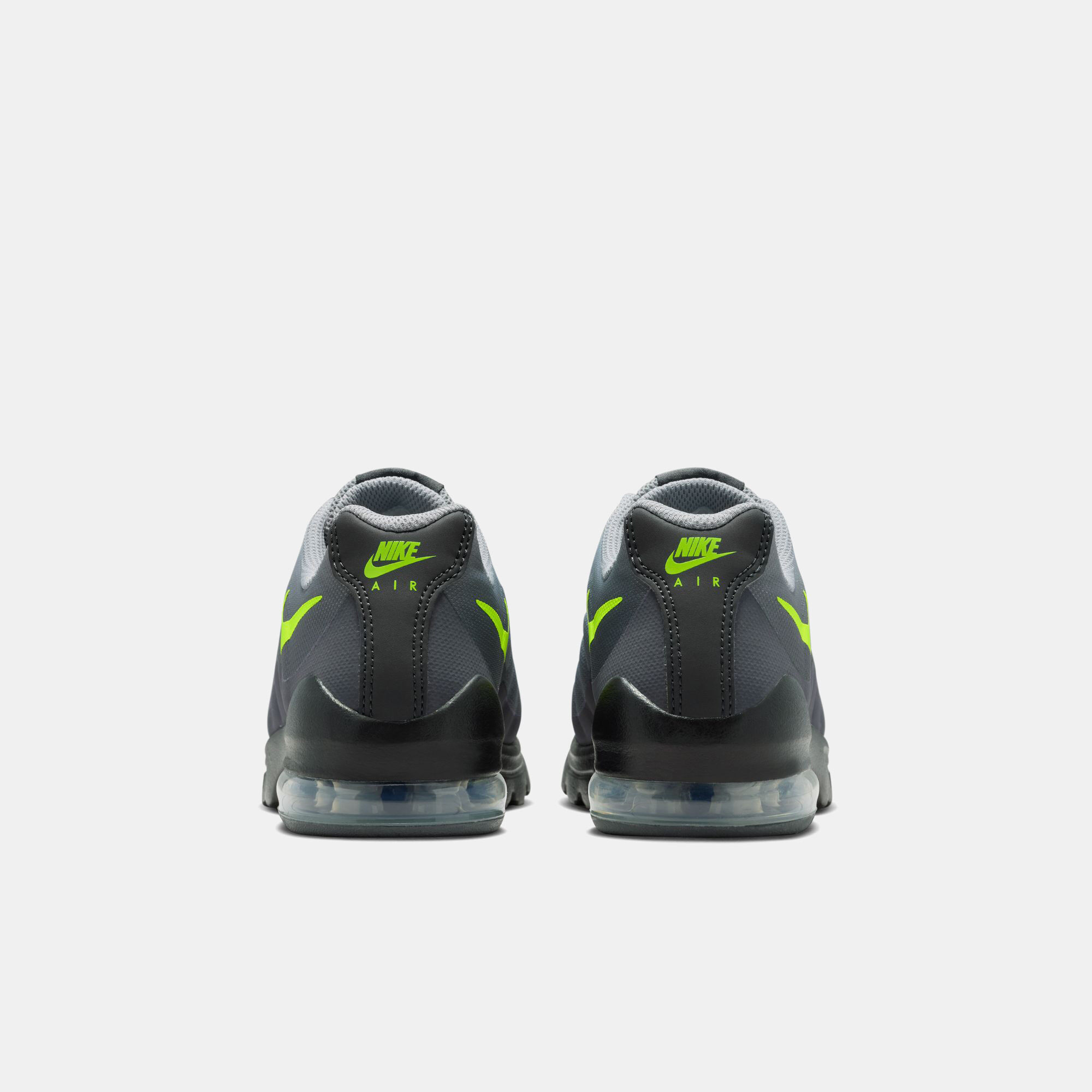 Nike Air Max Invigor image number 1