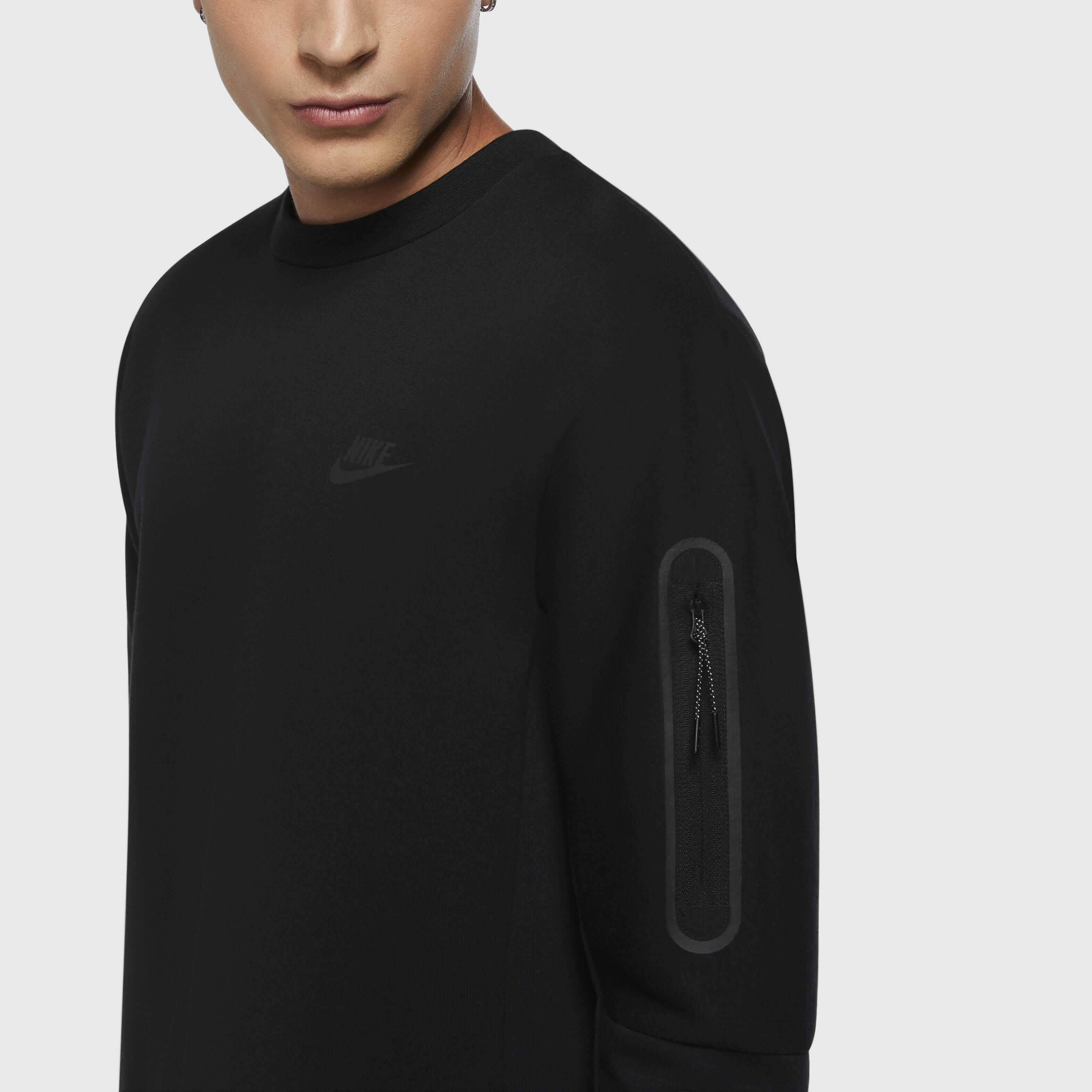 Nike Sportswear Tech Fleece image number 2