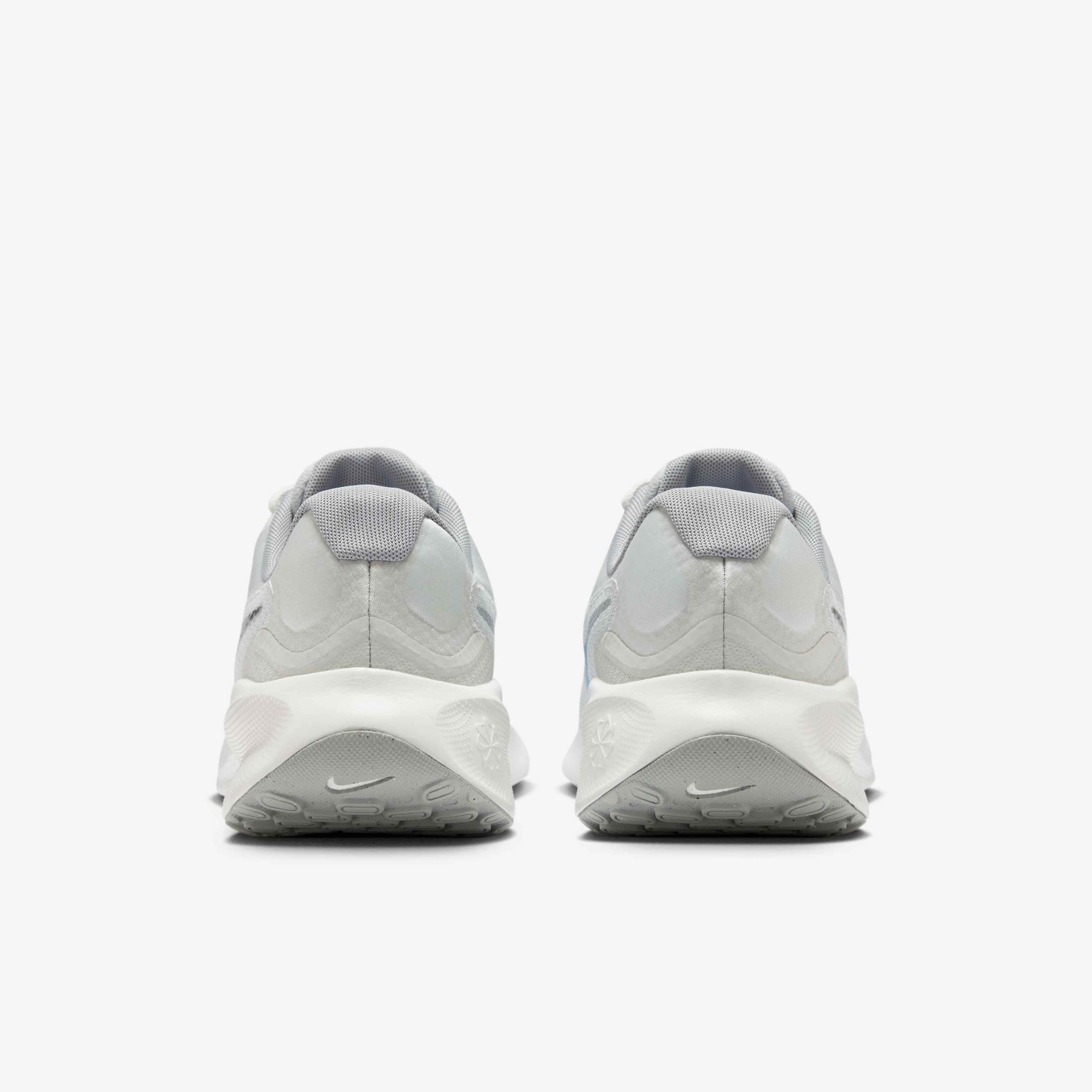 Nike Revolution 7 image number 5