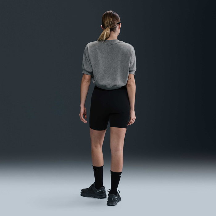 نايكي سبورتسوير كوليكشن image number 4 نايكي سبورتسوير كوليكشن image number 4