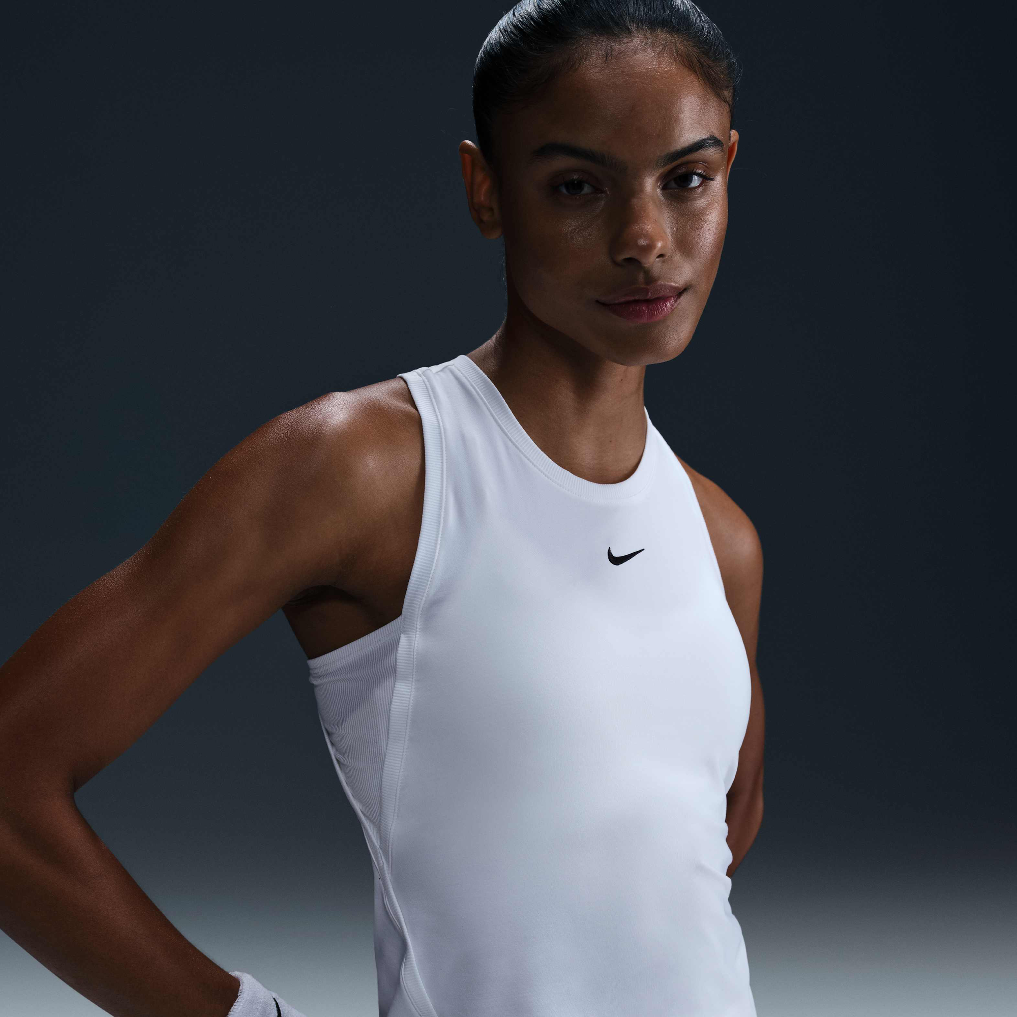売れ筋商品|||ナイキ Tシャツ レディース トップス VICTORY TANK - Top - white black Buy Nike Victory Women's Tank Top - White/Black | Nike Saudi