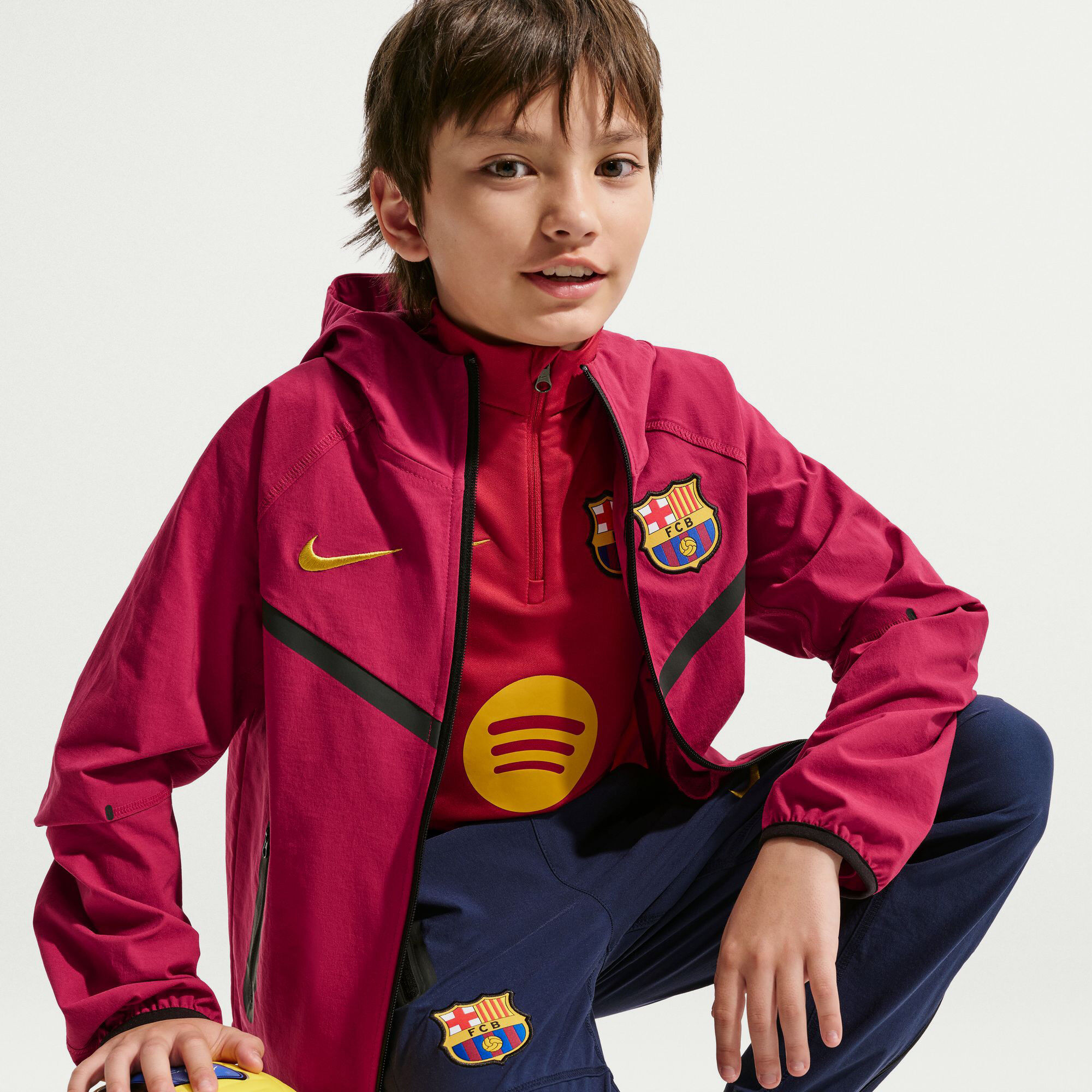 برشلونة تك image number 4