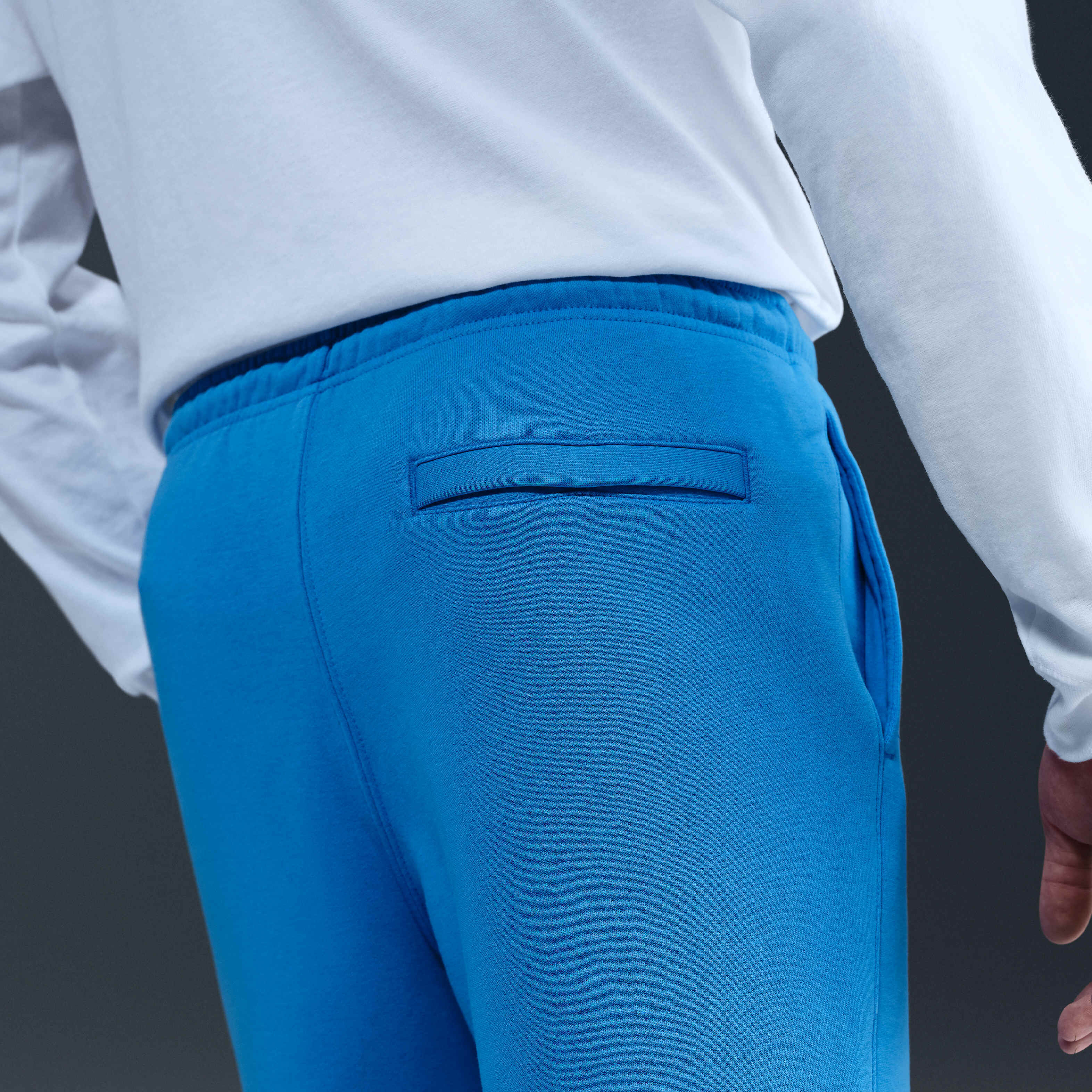 Nike Sportswear Club image number 2