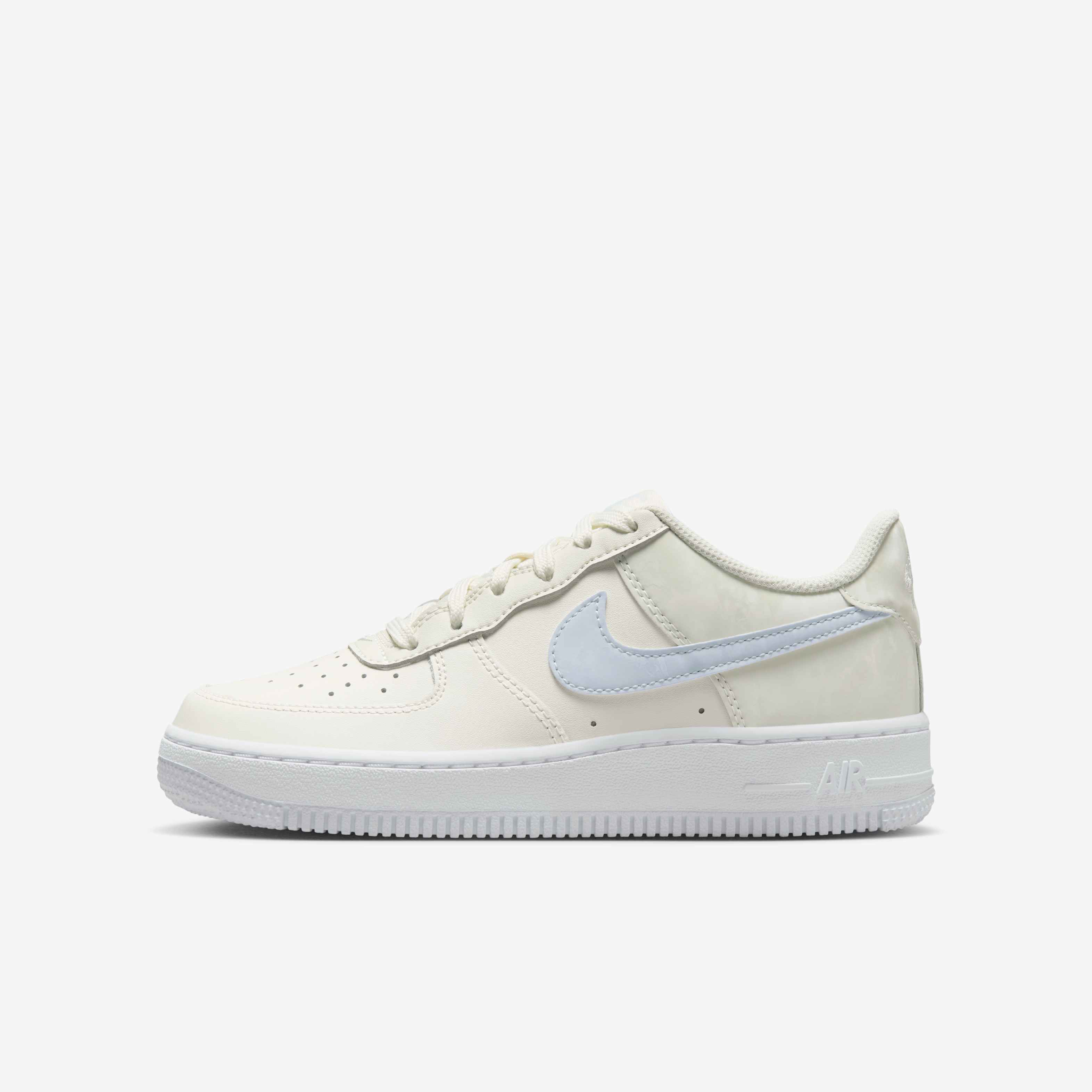 Nike Air Force 1 image number 0