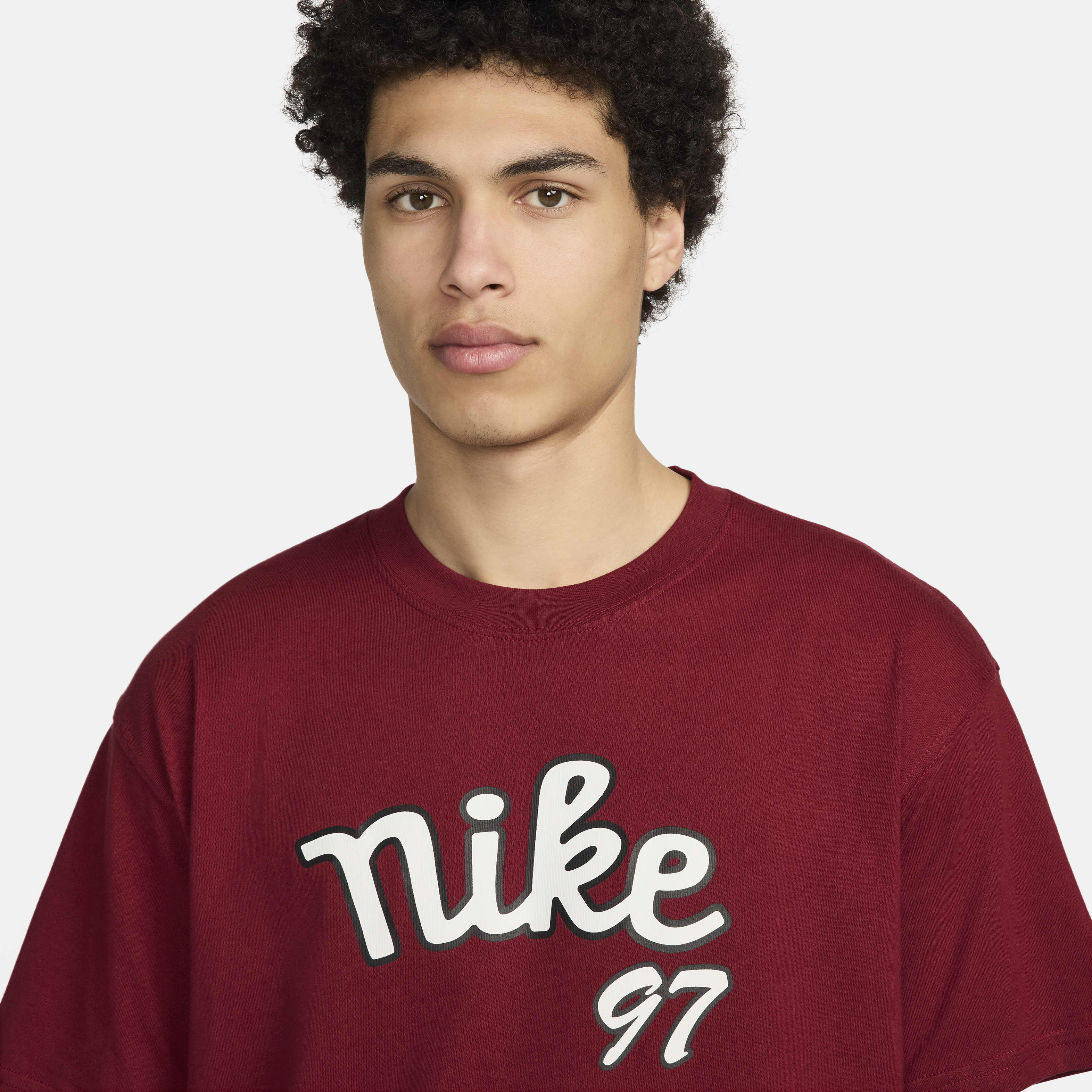 Nike image number 2