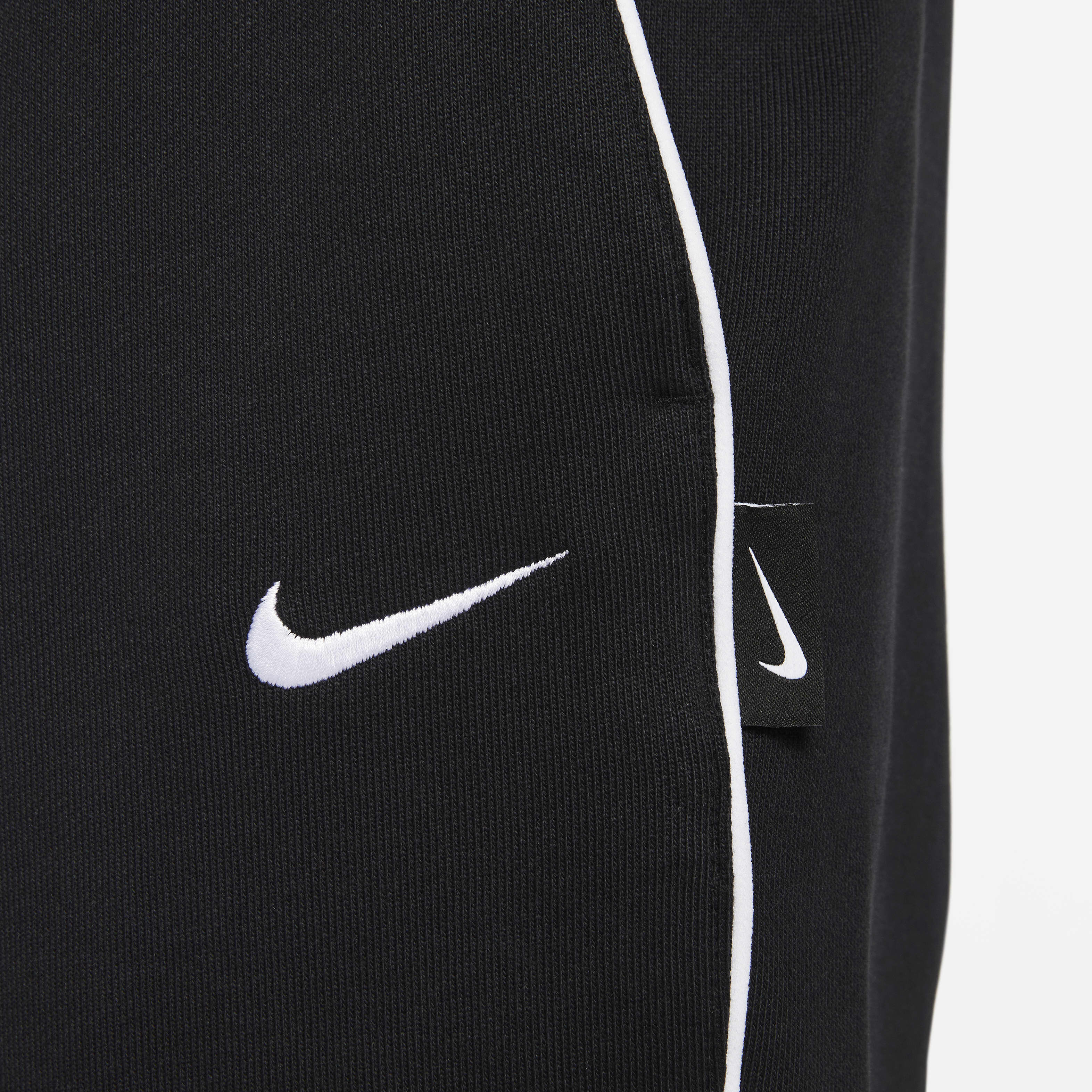 Nike Swoosh image number 3