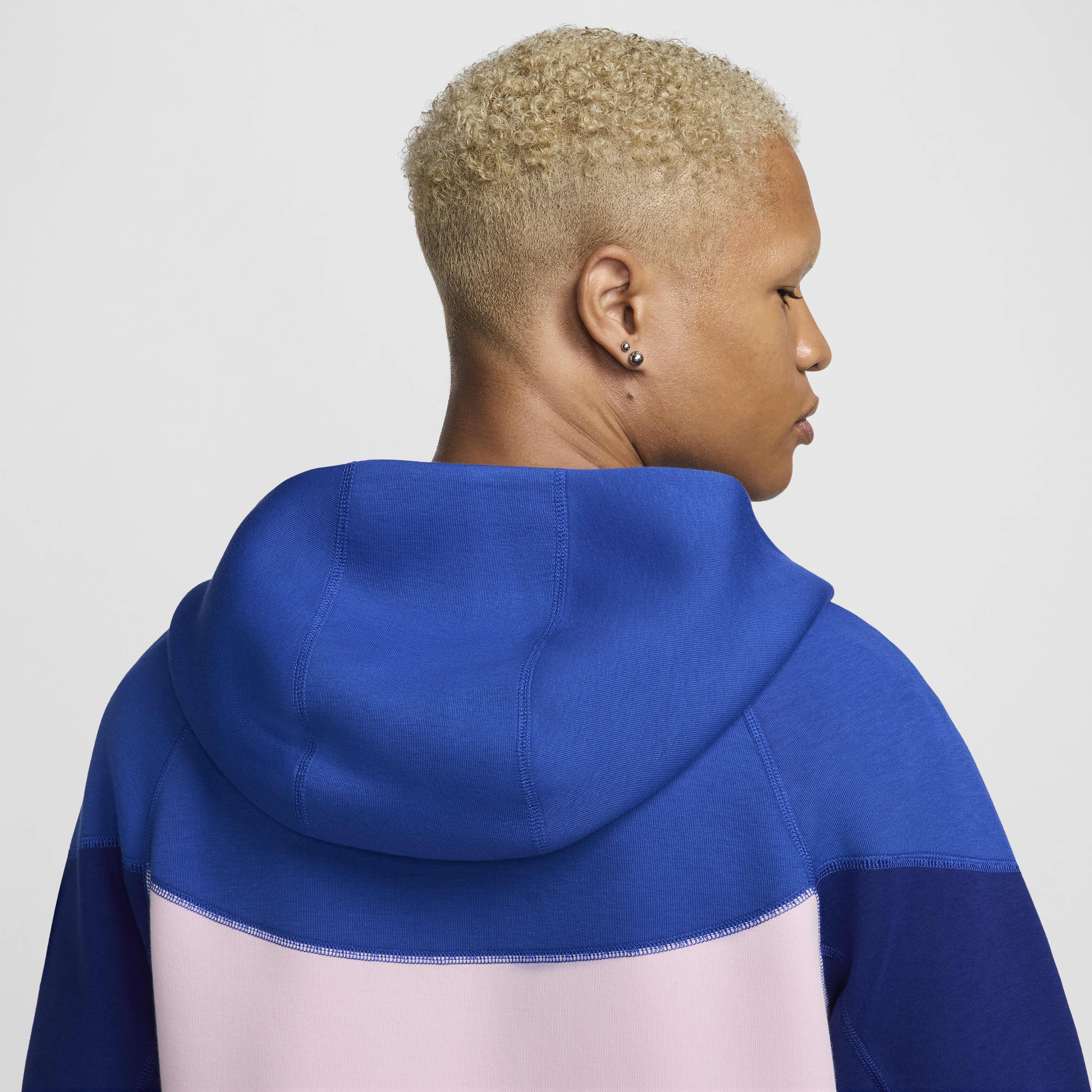 نايكي سبورتسوير تك فليس ويندرانر image number 8