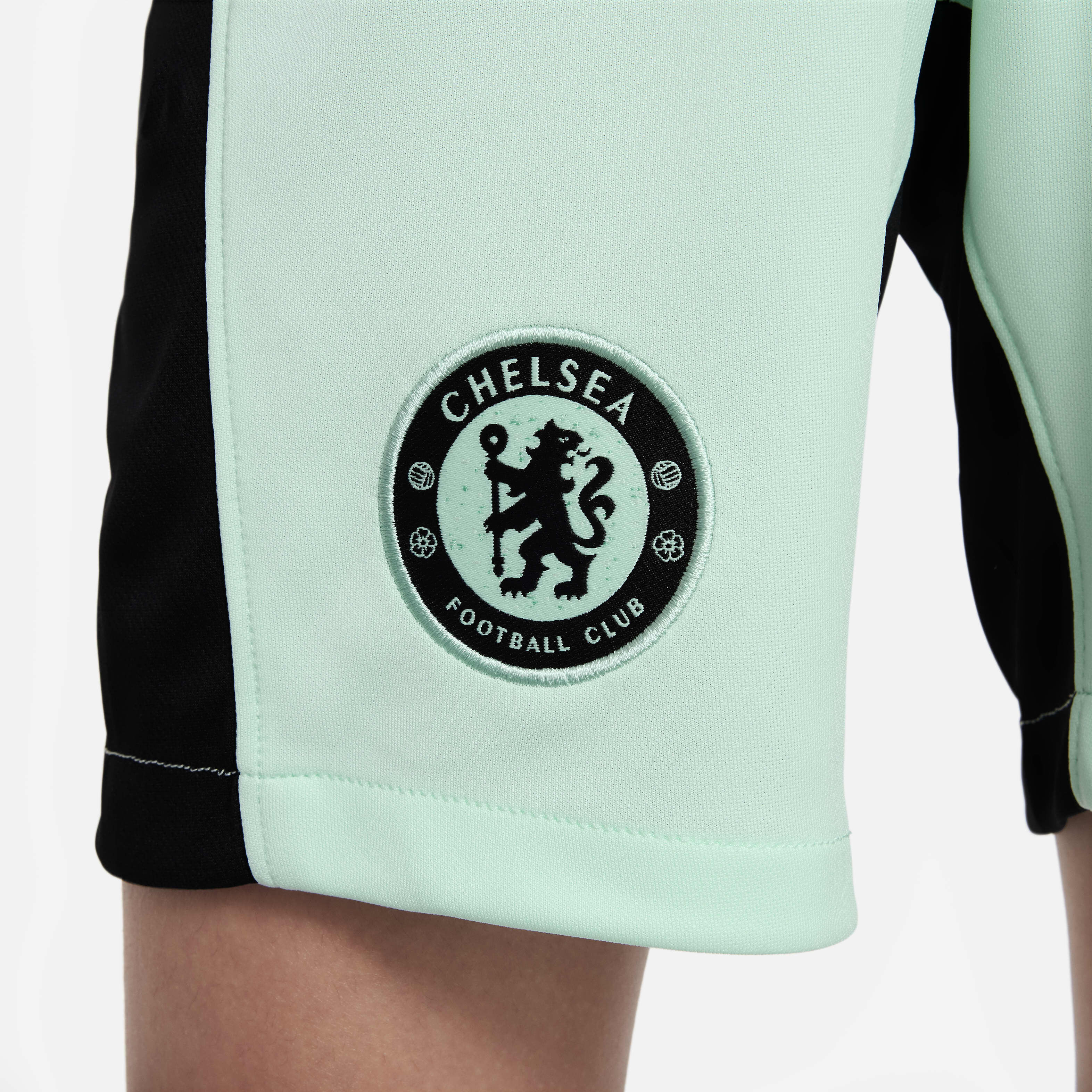 نادي F.C. تشيلسي 2023/24 ستيديوم البديل image number 4