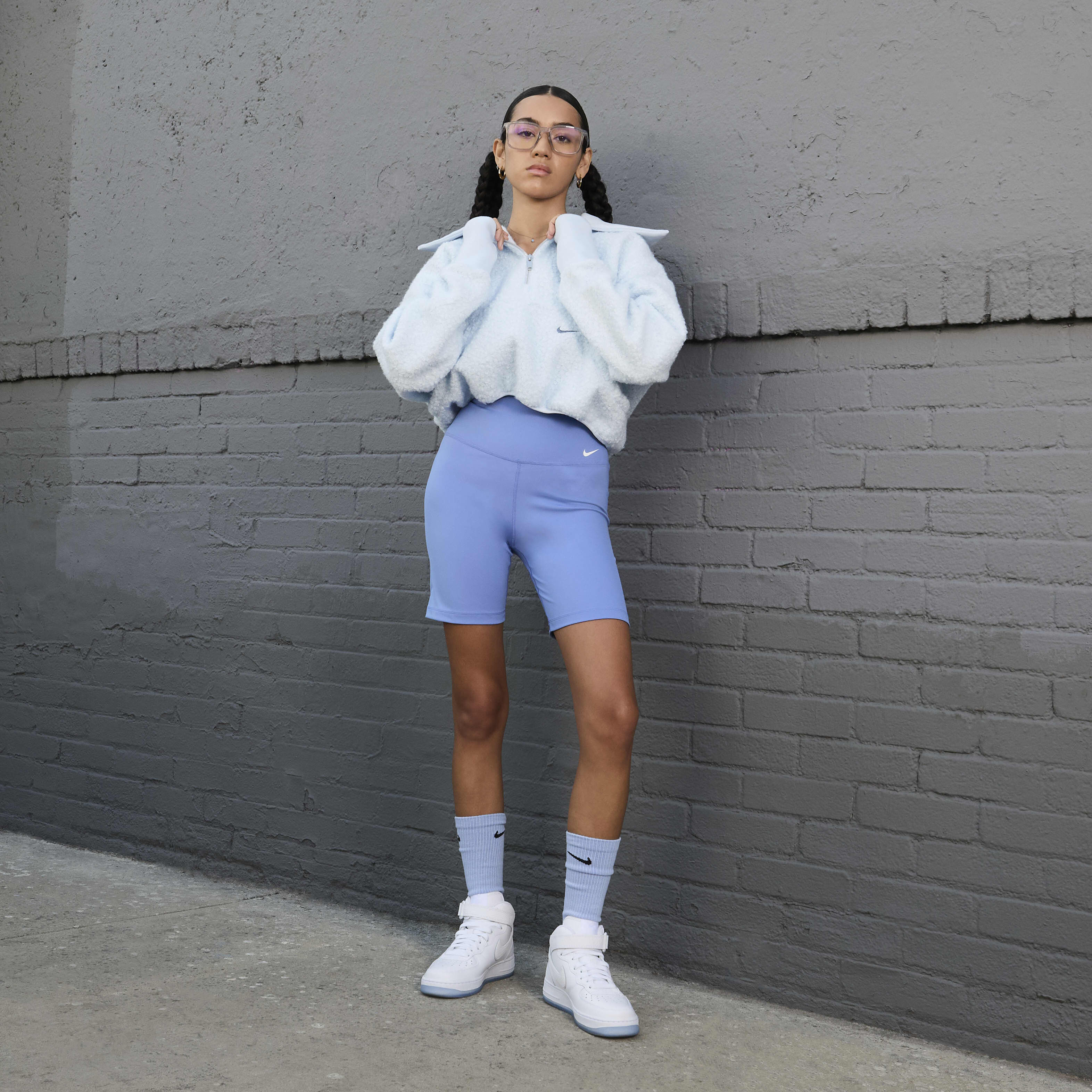 Nike air force 1 mid with shorts store