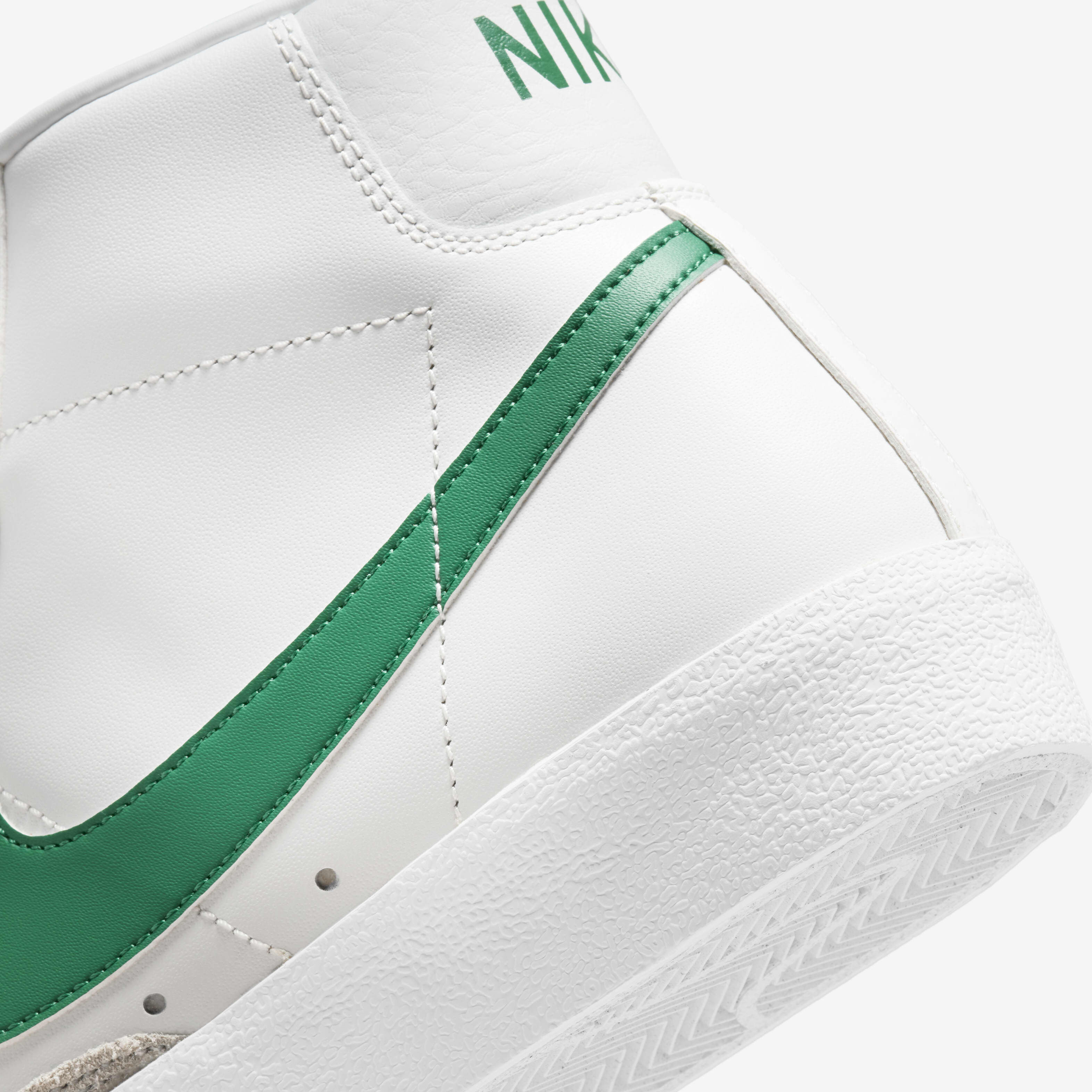 Nike blazer mid vintage trainers cheap