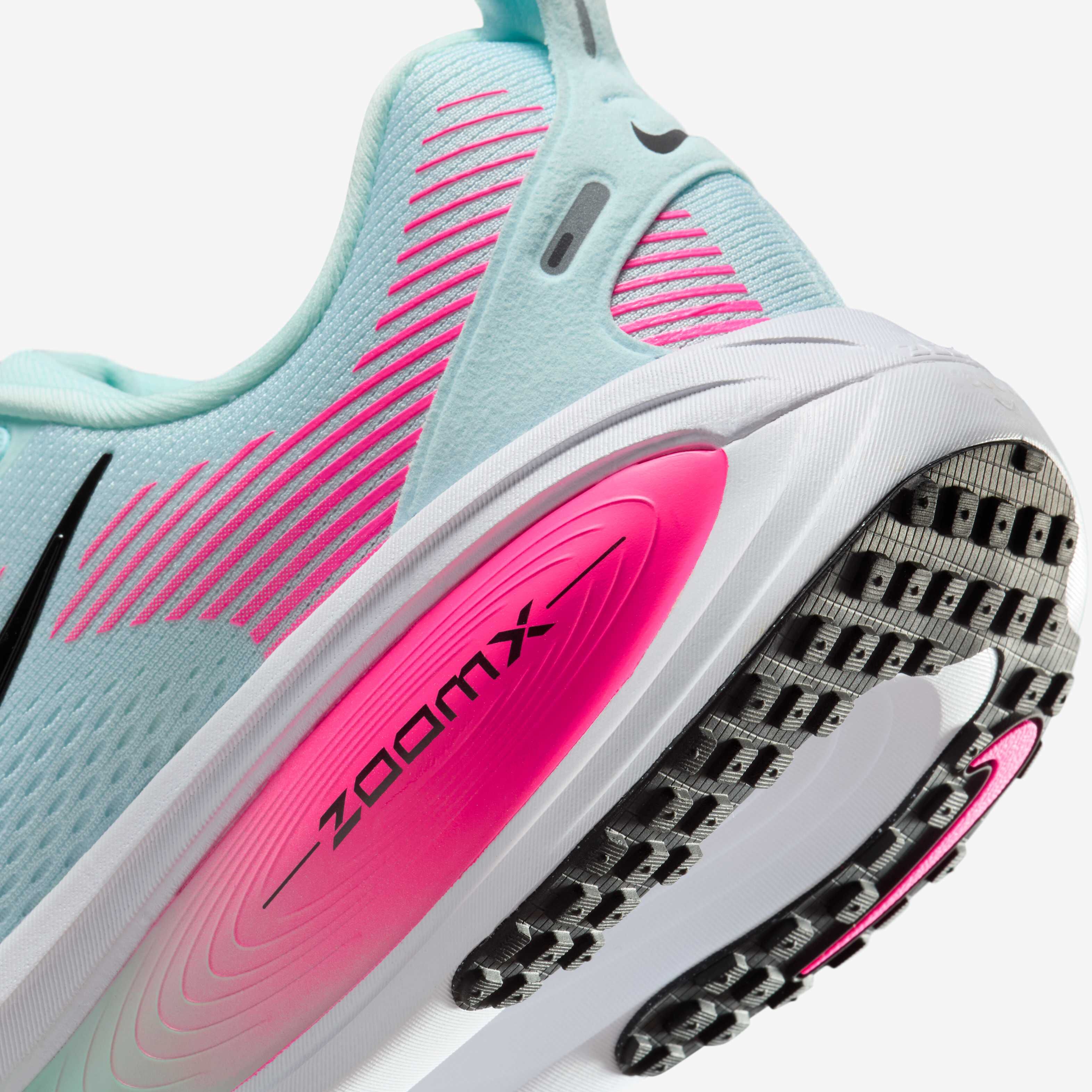 Nike Vomero 18 image number 7