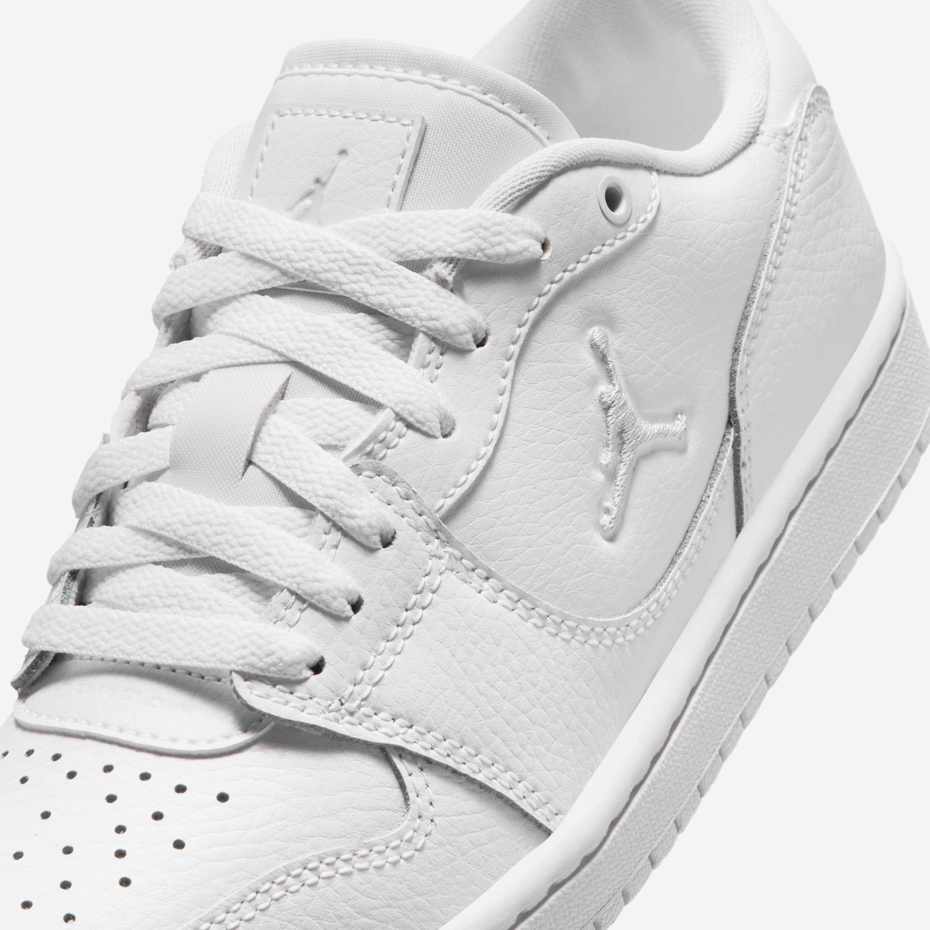 Jordan Court Connect Low image number 6